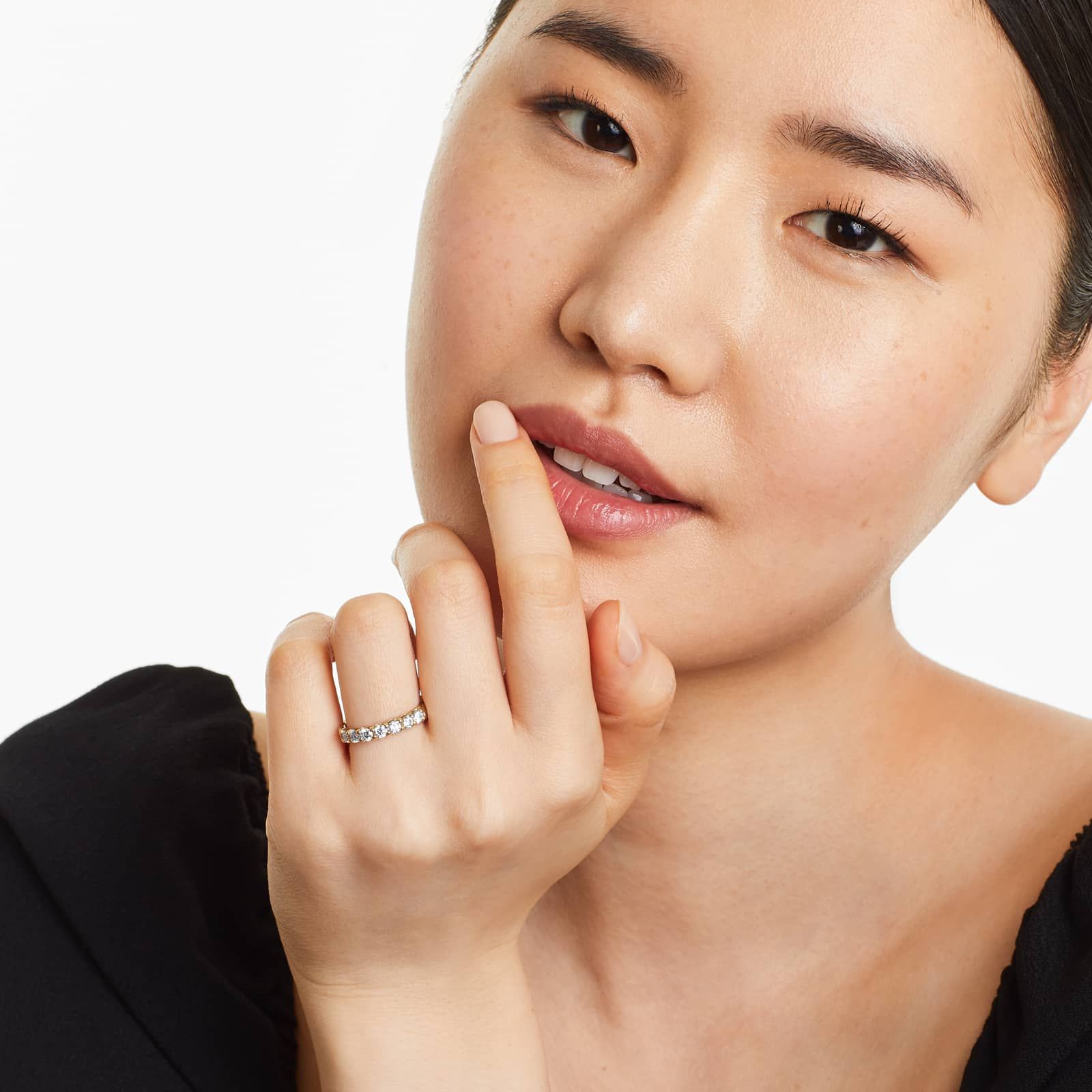 Shared Prong Seven Stone Contour Anniversary Ring With 0.75 CTW Diamonds In 14K Yellow Gold (2.50mm)