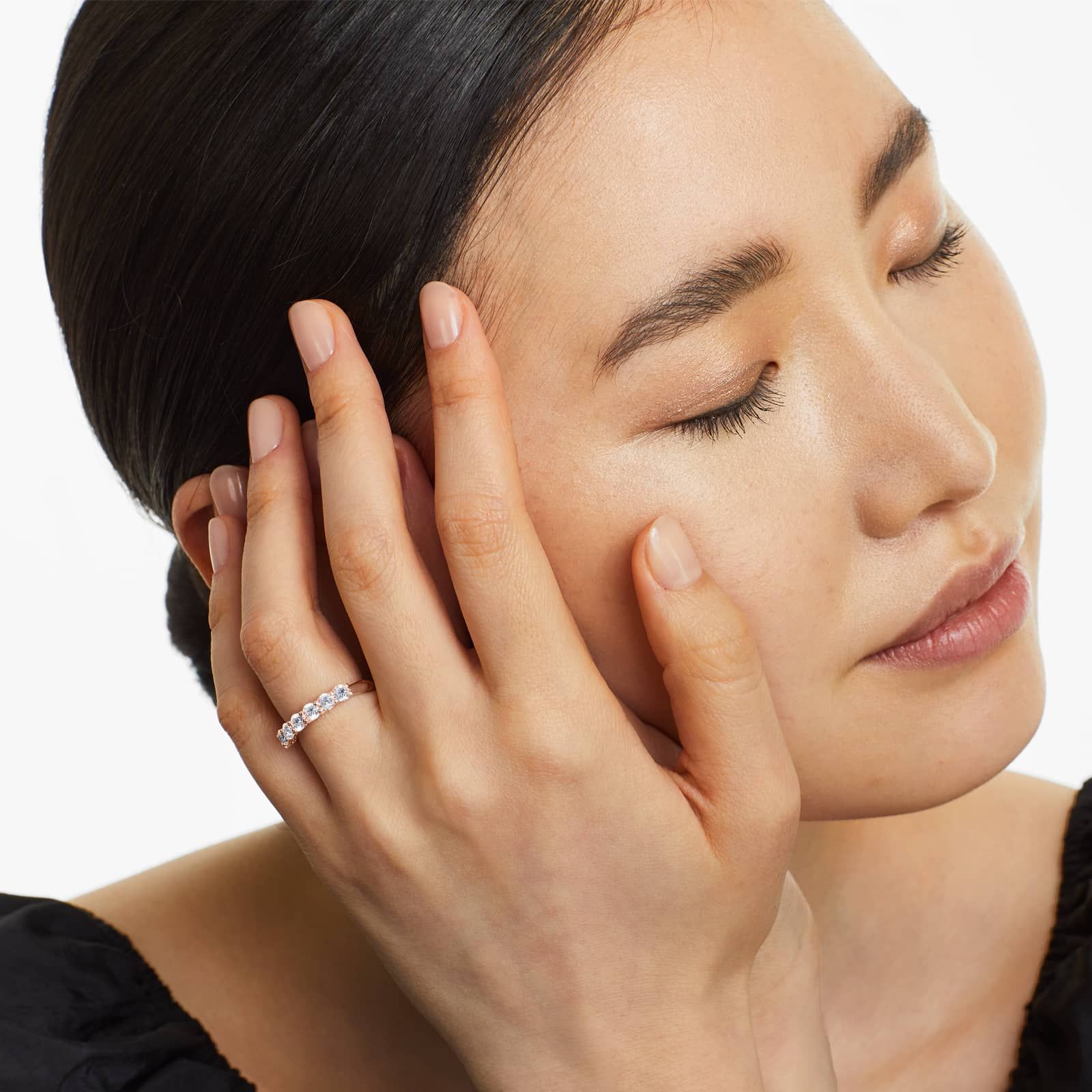 Seven Stone Low Dome Basket Anniversary Ring With 1 CTW Diamonds In 14K Rose Gold (2.50mm)