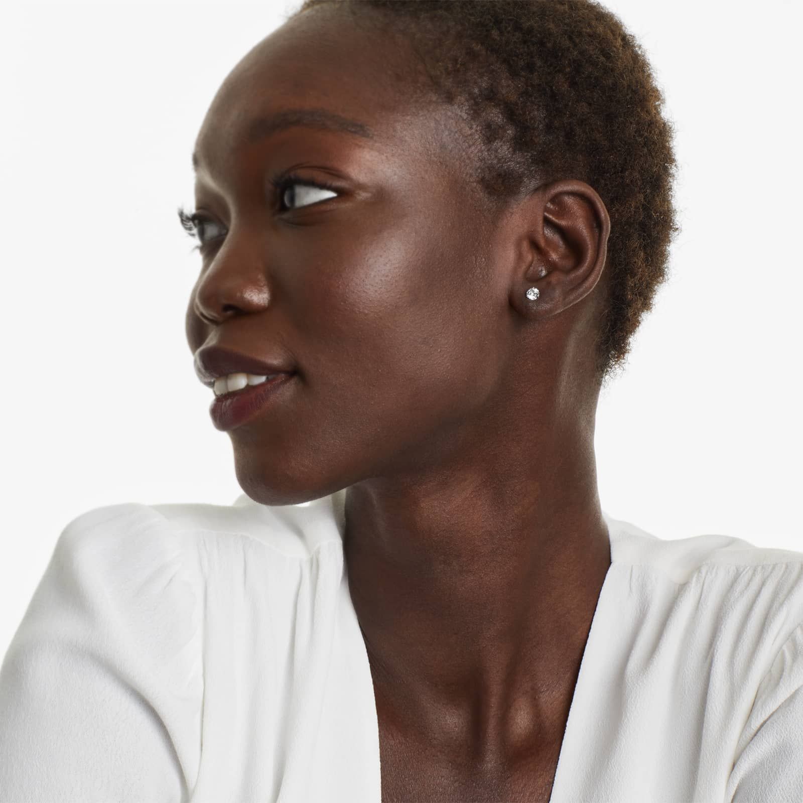 Three Prong Martini 0.75 CTW Round Brilliant Diamond Earrings In Platinum