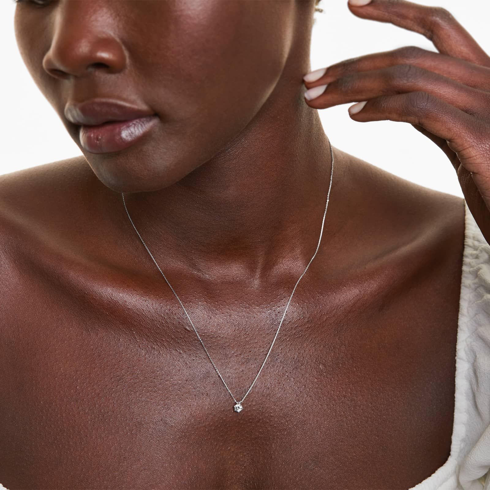 Platinum Scallop Basket Diamond Pendant (0.25 CTW - H-I / SI1-SI2)