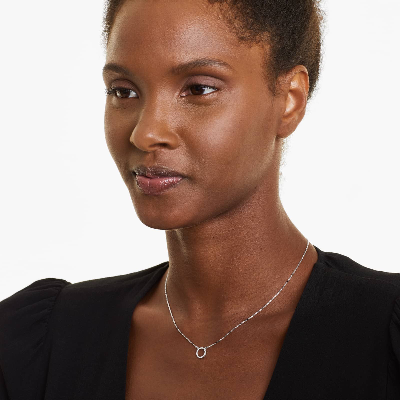 Open Circle Diamond Necklace In 14K White Gold