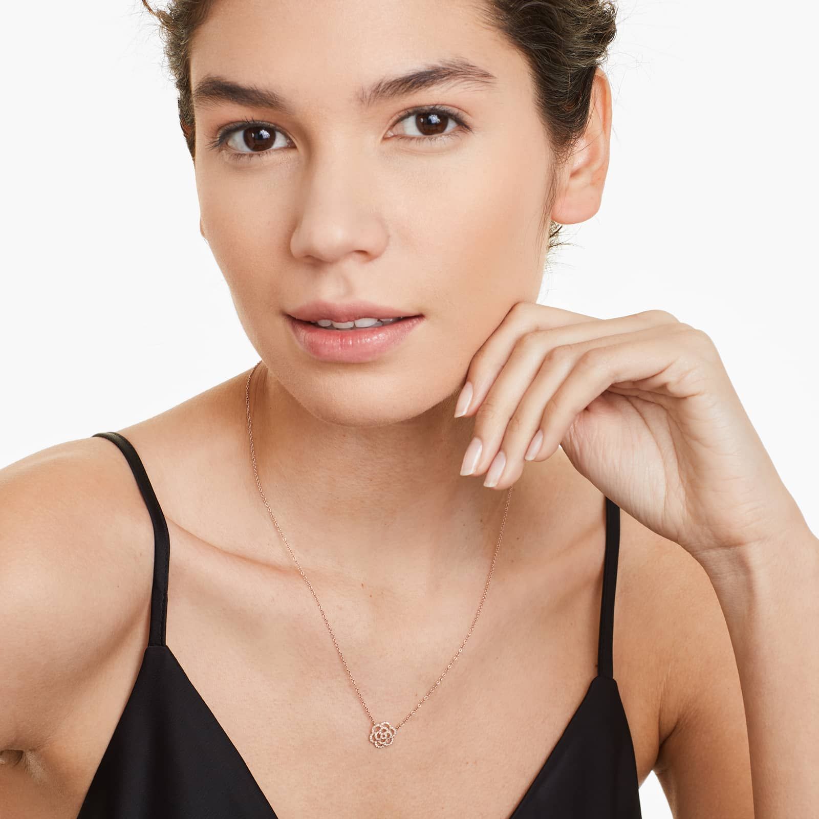 Flower Motif Diamond Necklace In 14K Rose Gold