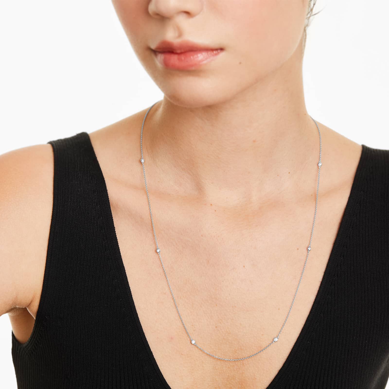 Six Stations Diamond Necklace In 14K White Gold