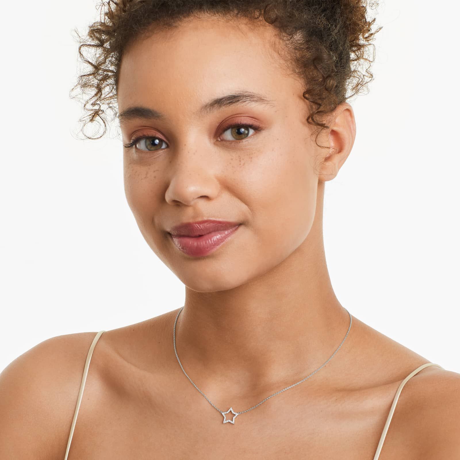 Star Shaped Diamond Necklace In 14K White Gold