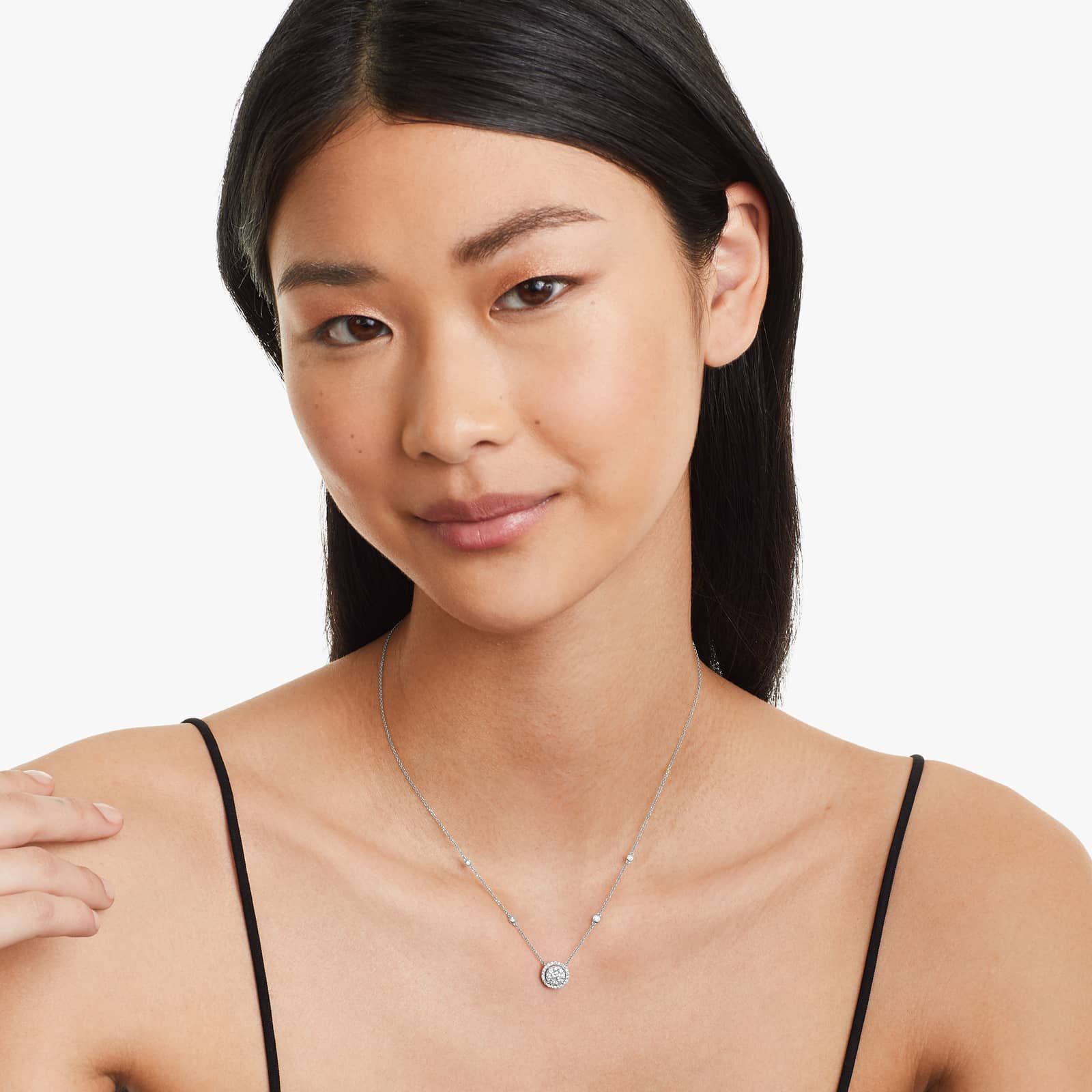 Round Halo Cluster Diamond Necklace In 14K White Gold