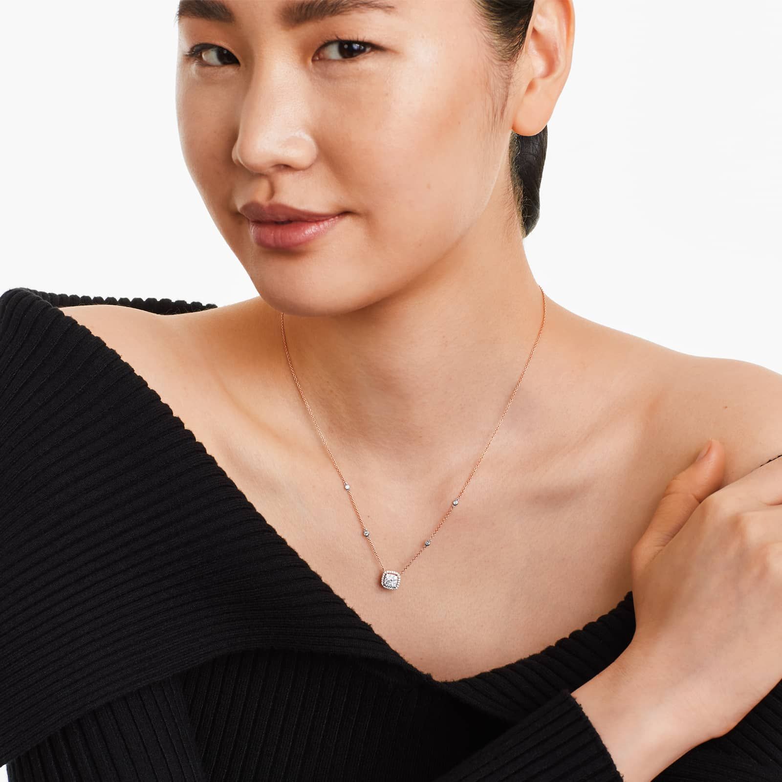 Cushion Halo Cluster Diamond Necklace In 14K Rose Gold