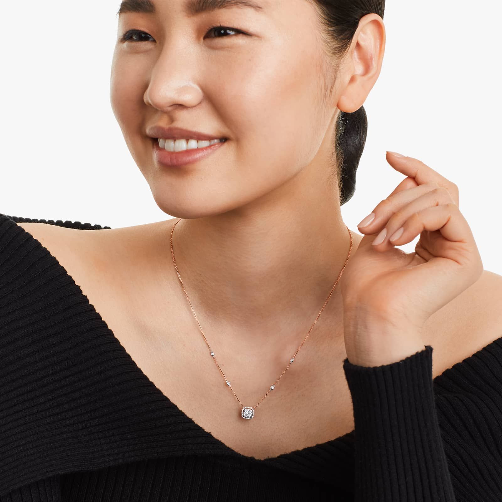 Cushion Halo Cluster Diamond Necklace In 14K Rose Gold