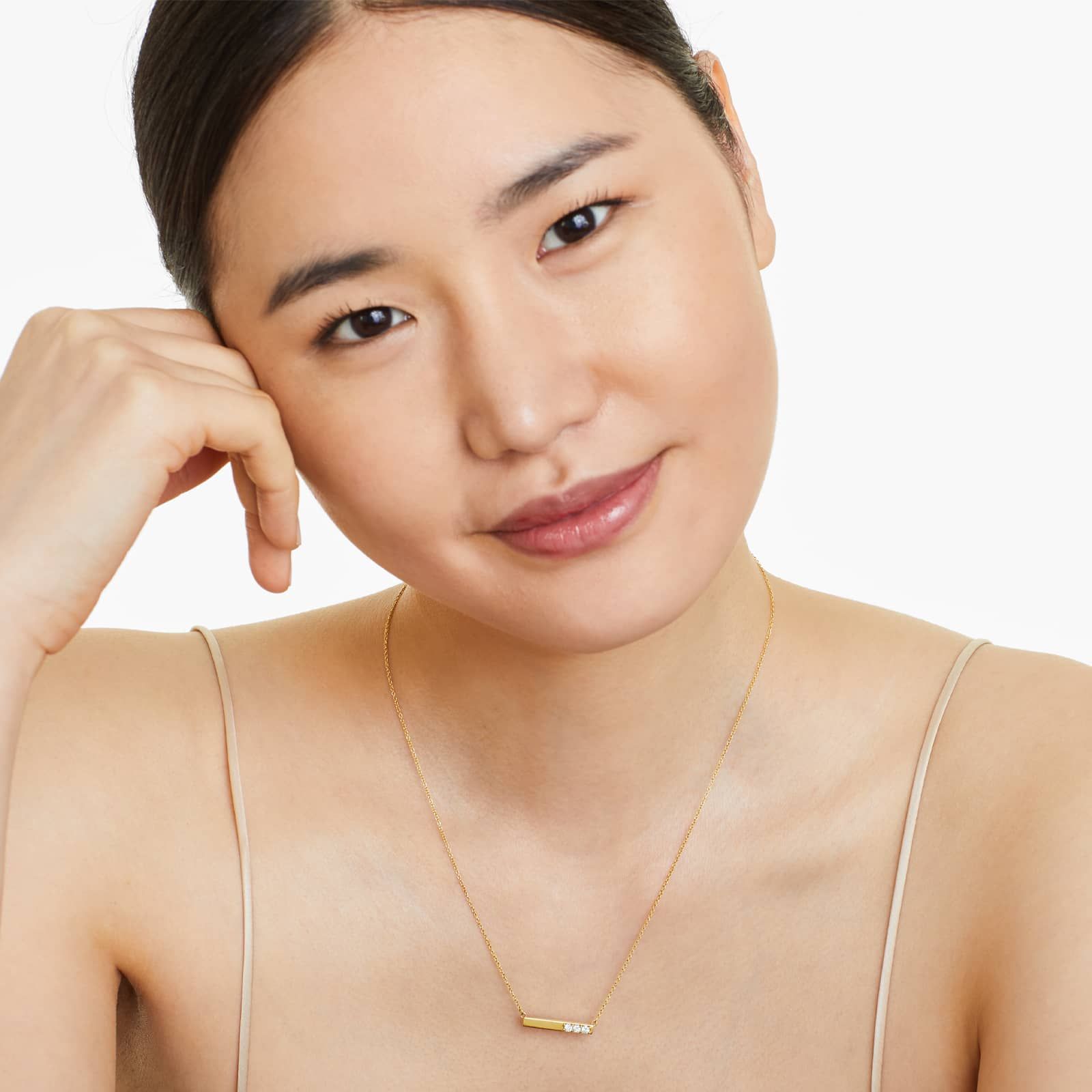 Bar Diamond Necklace In 14K Yellow Gold