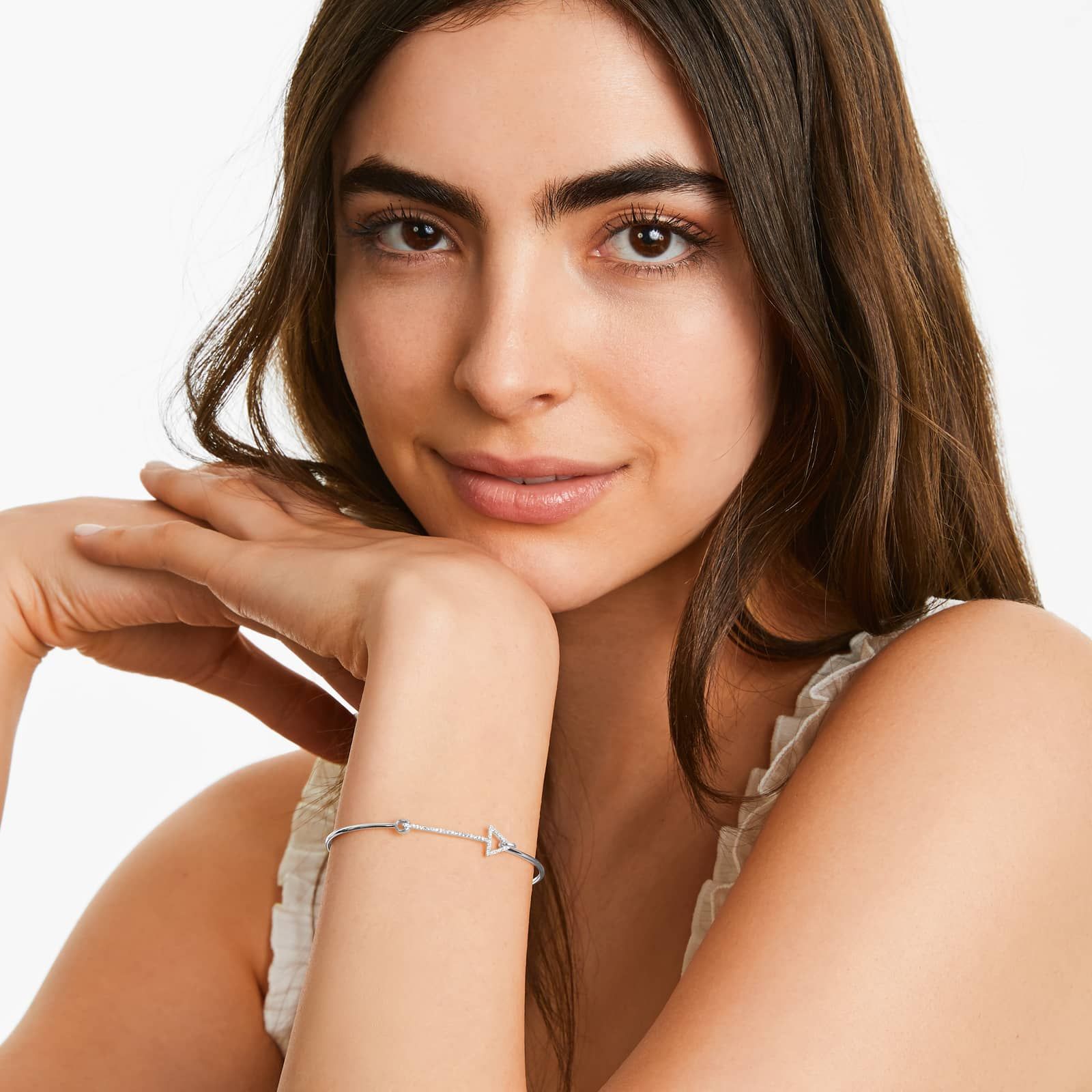 Teardrop Shape Diamond Bracelet In 14K White Gold