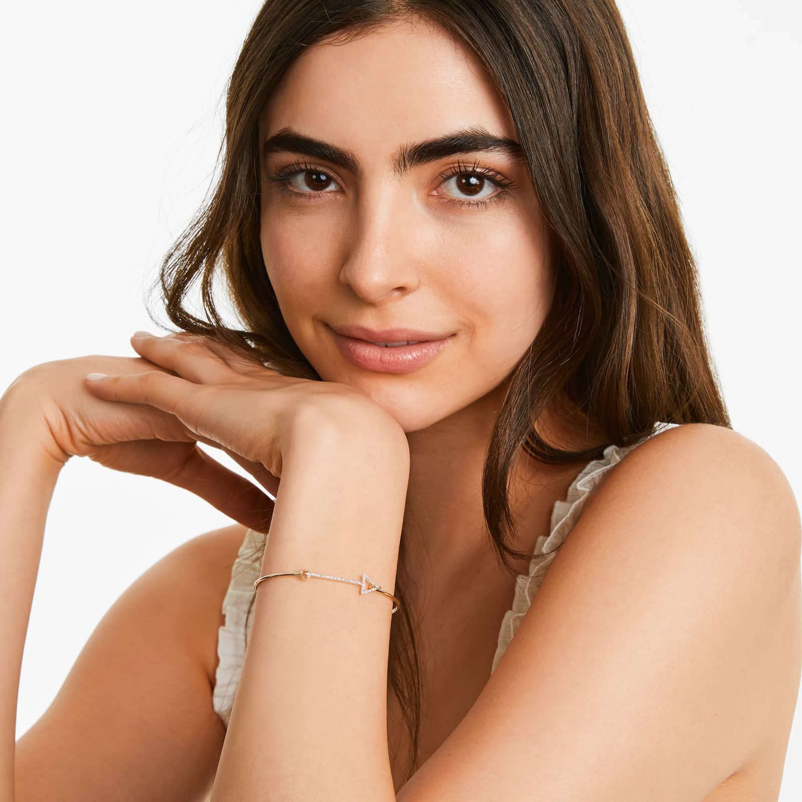 Teardrop Shape Diamond Bracelet In 14K Yellow Gold