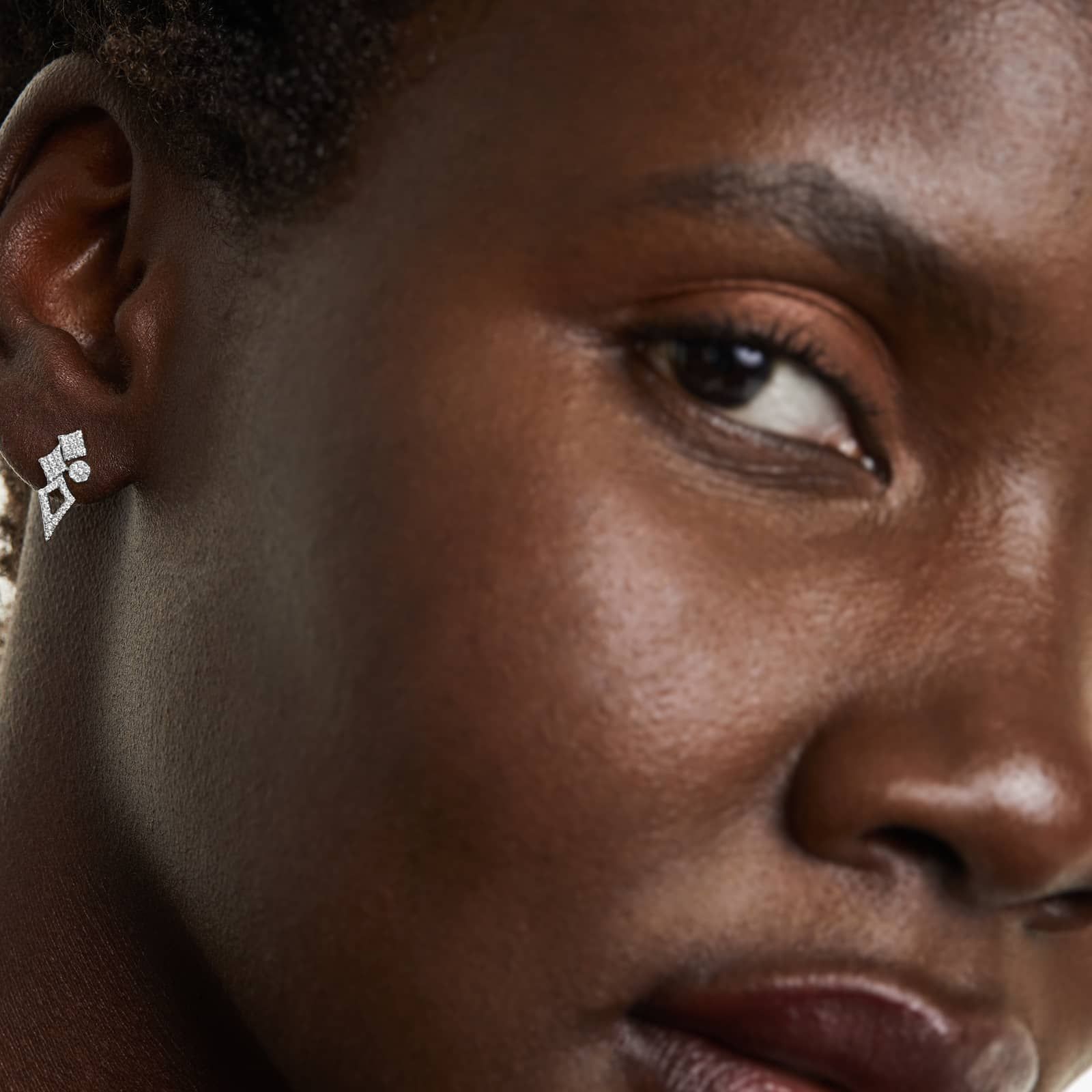 Geometric Cluster Diamond Earrings In 14K White Gold