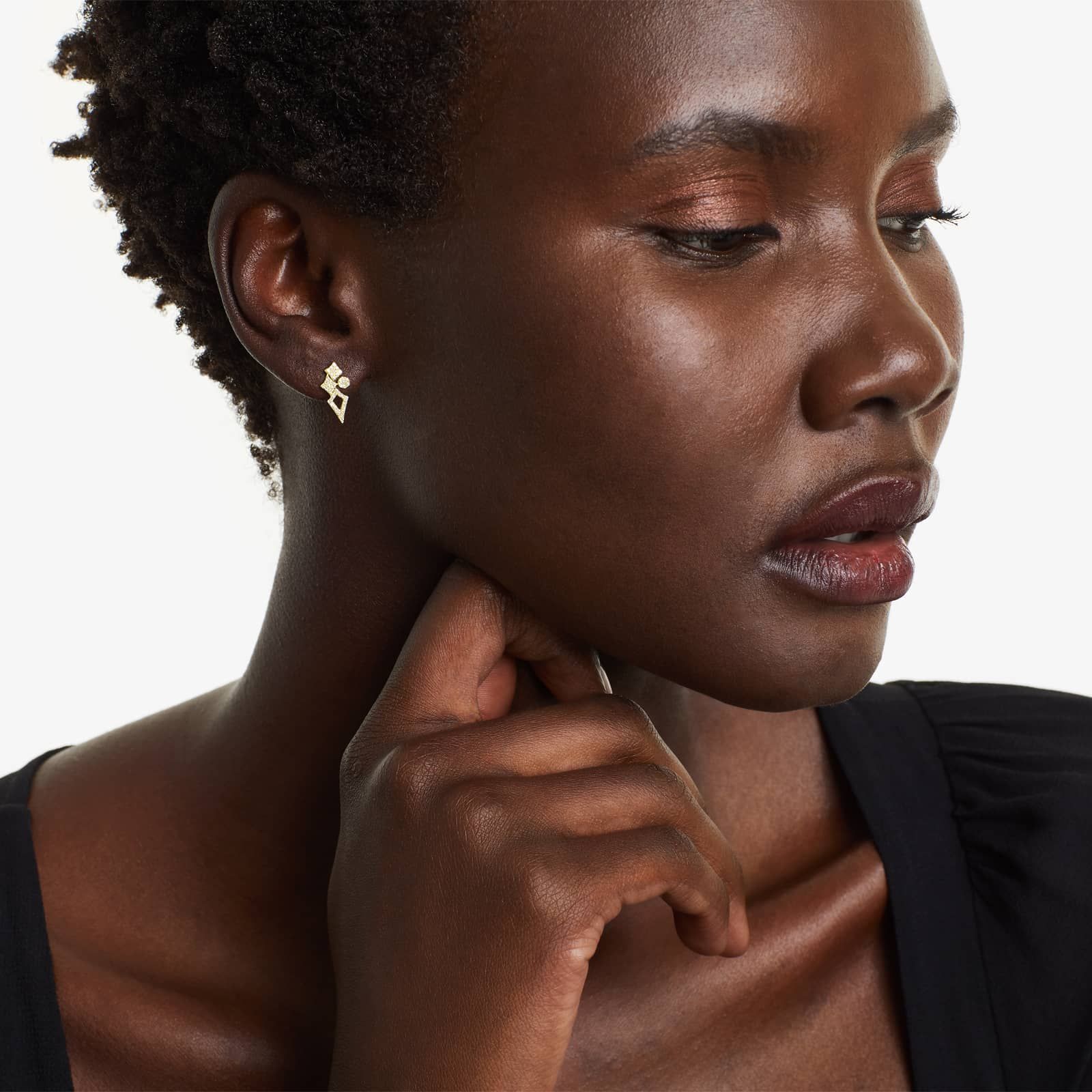 Geometric Cluster Diamond Earrings In 14K Yellow Gold