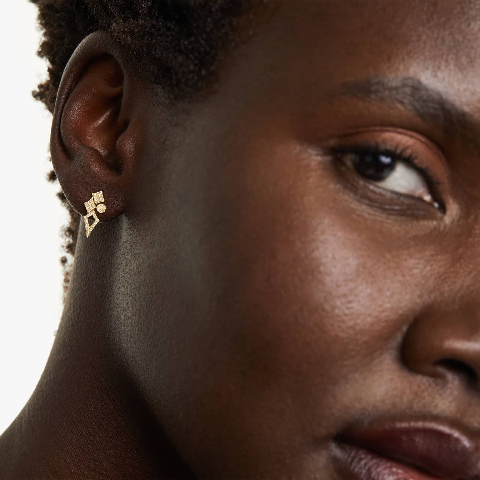 Geometric Cluster Diamond Earrings In 14K Yellow Gold