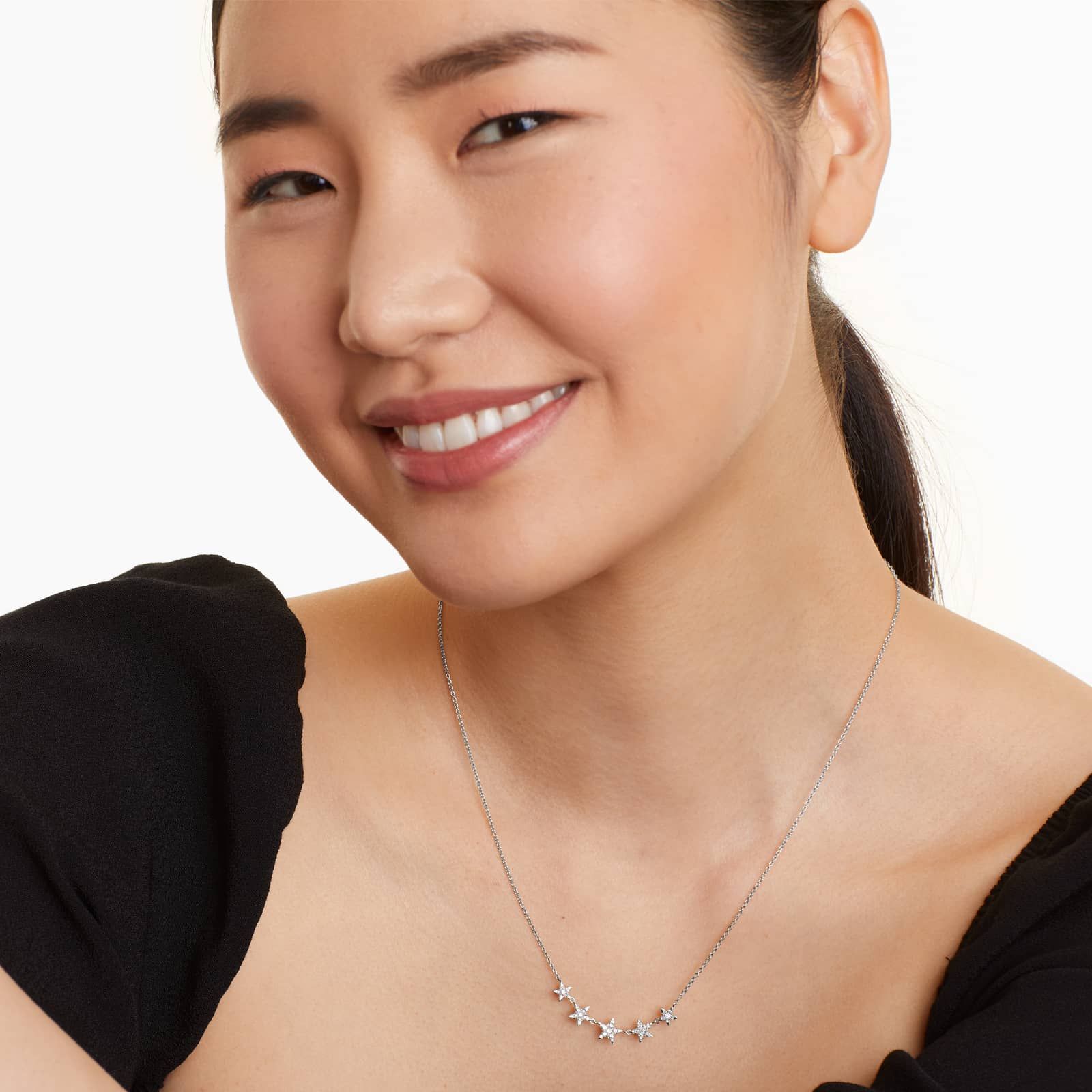 Graduated Diamond Star Necklace In 14K White Gold