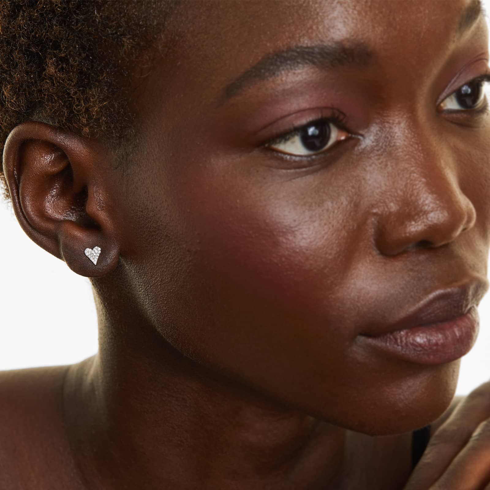 Heart Earrings With Round Diamonds In 14K White Gold