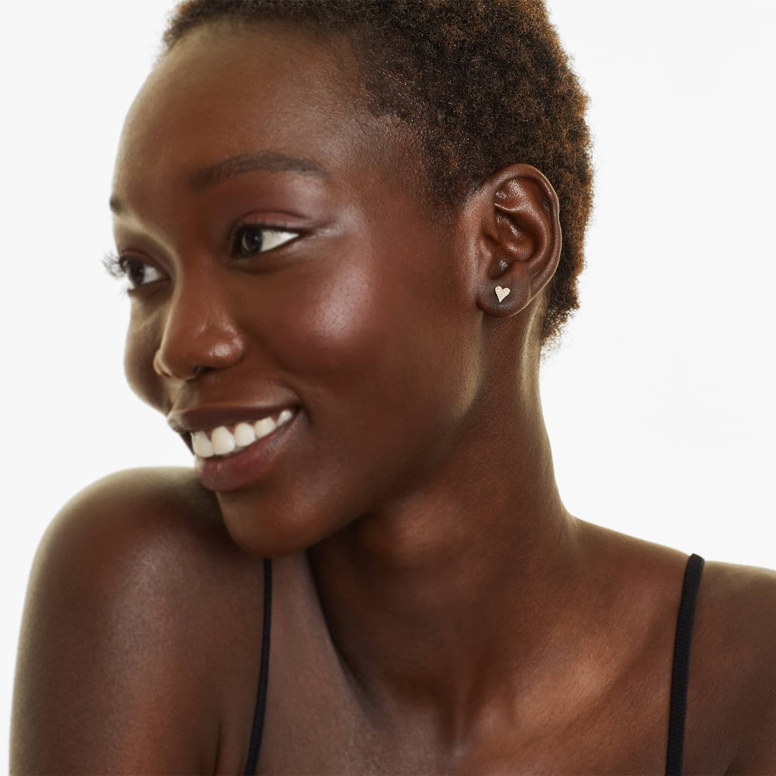 Heart Earrings With Round Diamonds In 14K Yellow Gold