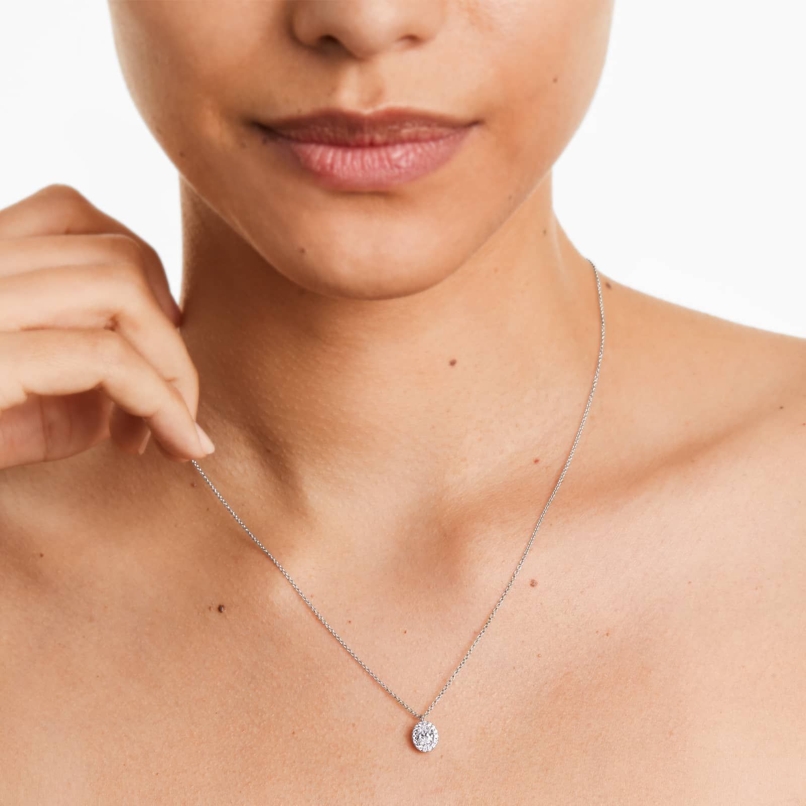 Halo Oval Cut Diamond Necklace In 18K White Gold