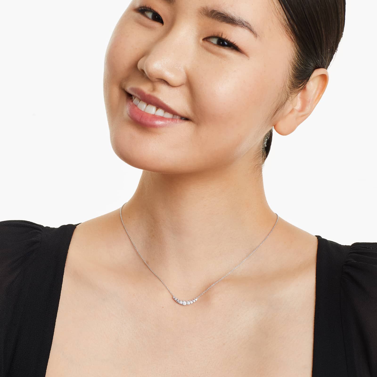 Graduated Diamond Necklace In 14K White Gold