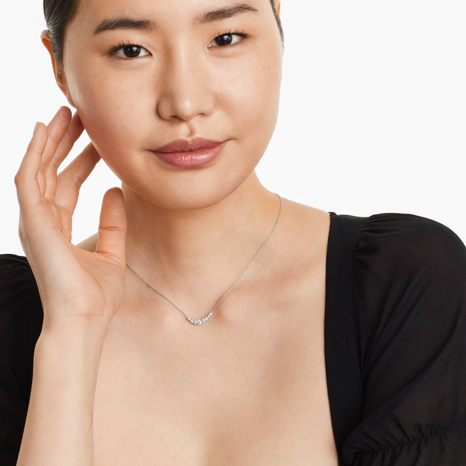 Graduated Diamond Necklace In 14K White Gold