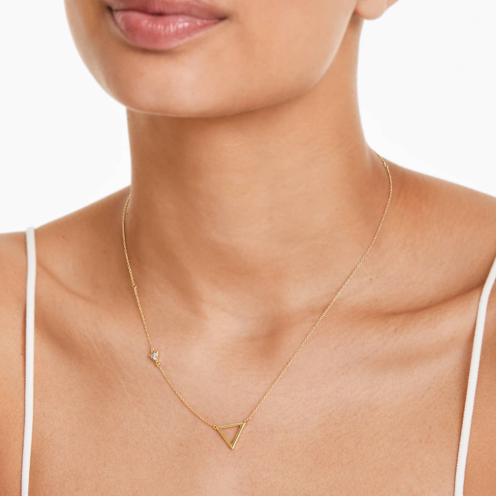 Triangle And Side Diamond Necklace In 14K Yellow Gold