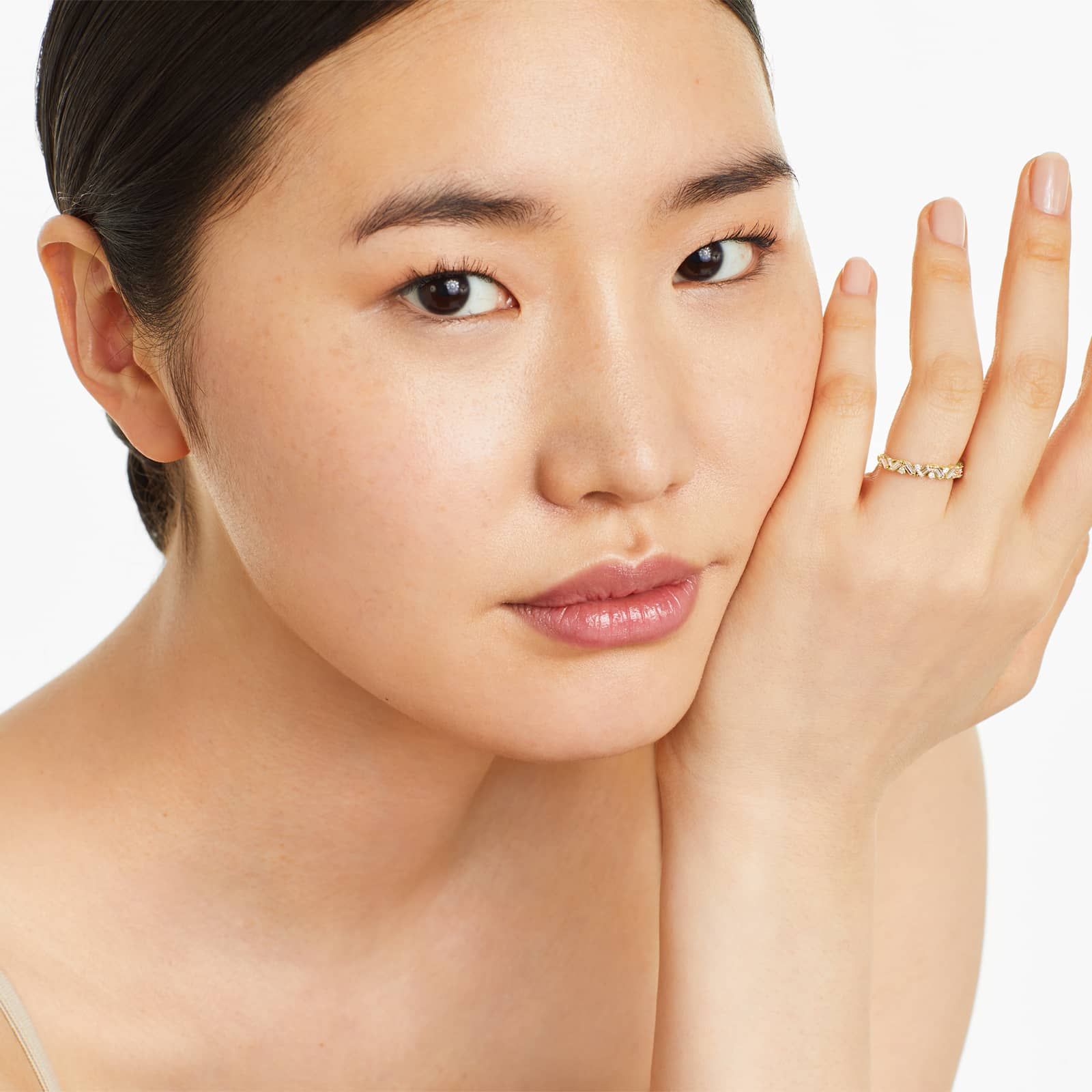 Zig Zag Baguette And Round Diamond Ring In 14K Yellow Gold