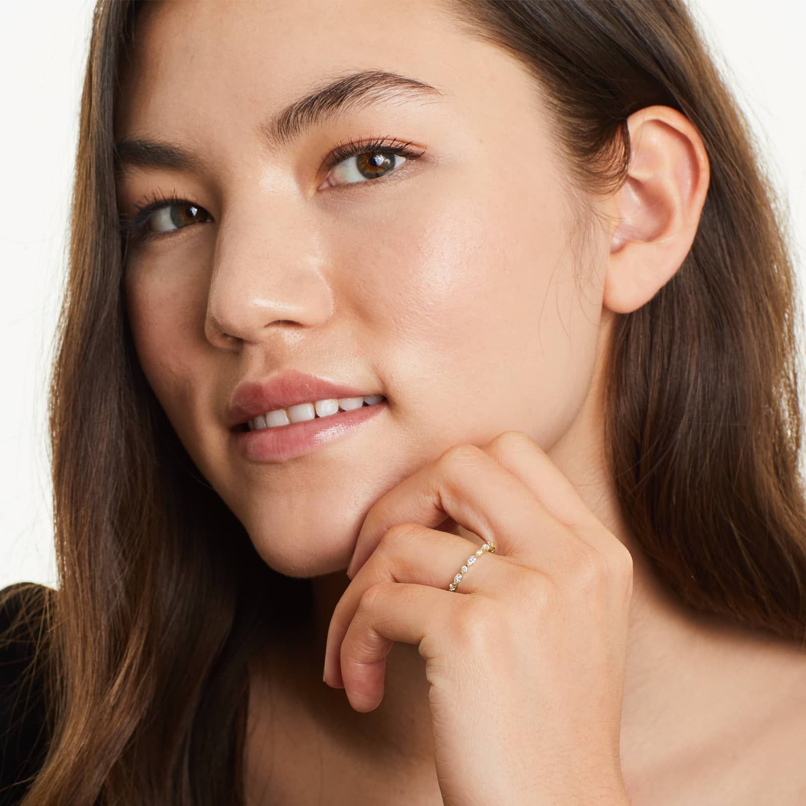 Shared Prong Marquise And Round Diamond Ring In 14K Yellow Gold