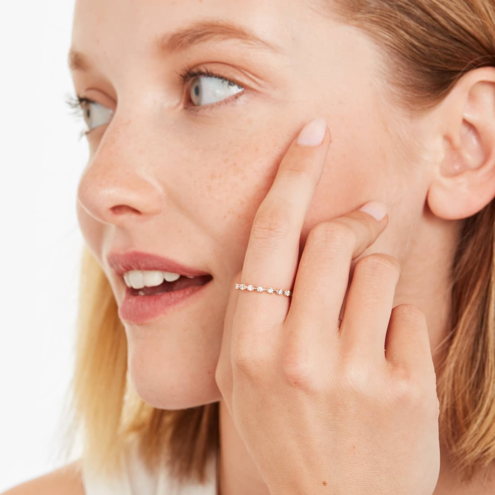 Wire Diamond Ring In 14K Rose Gold