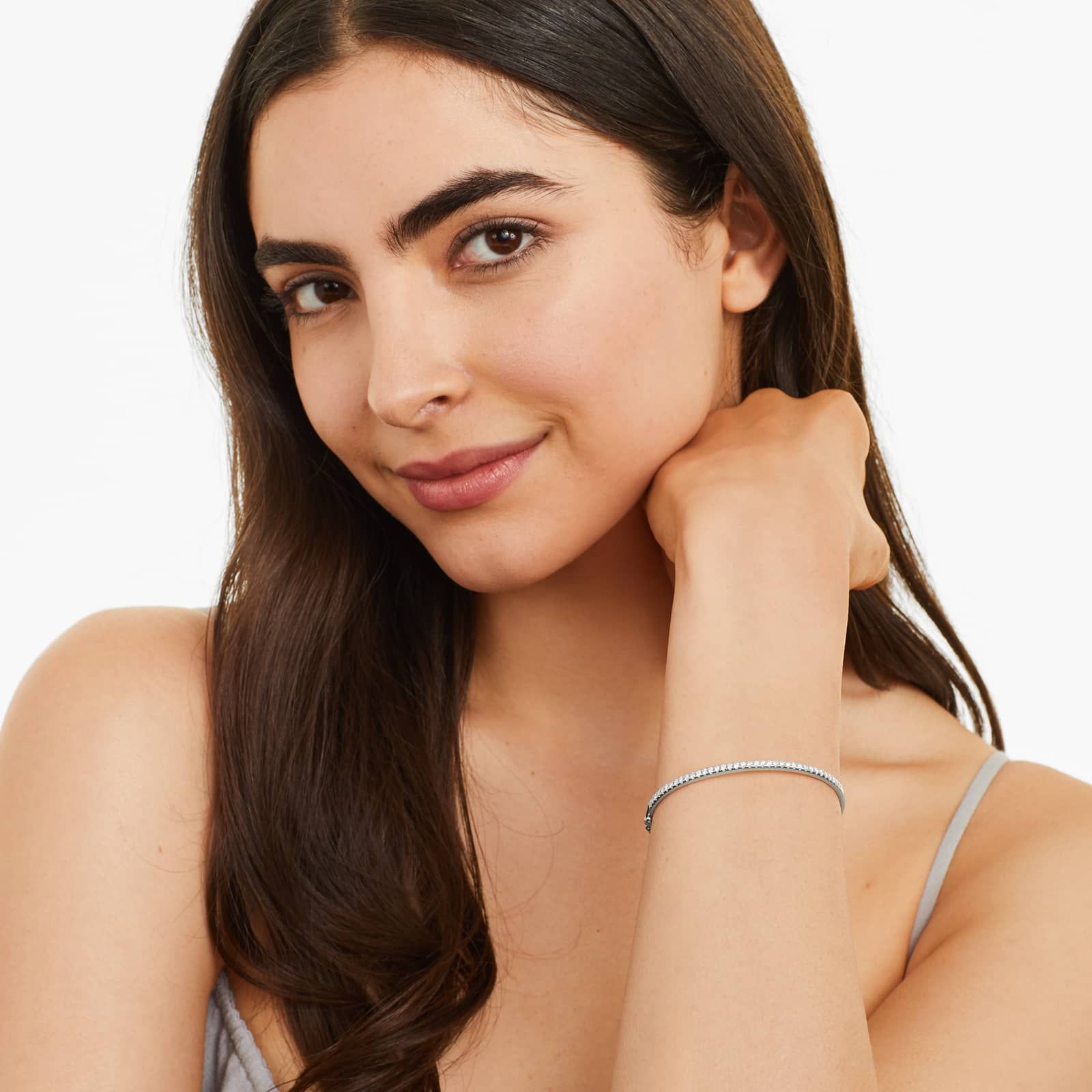 Single Row Bangle Diamond Bracelet In 14K White Gold