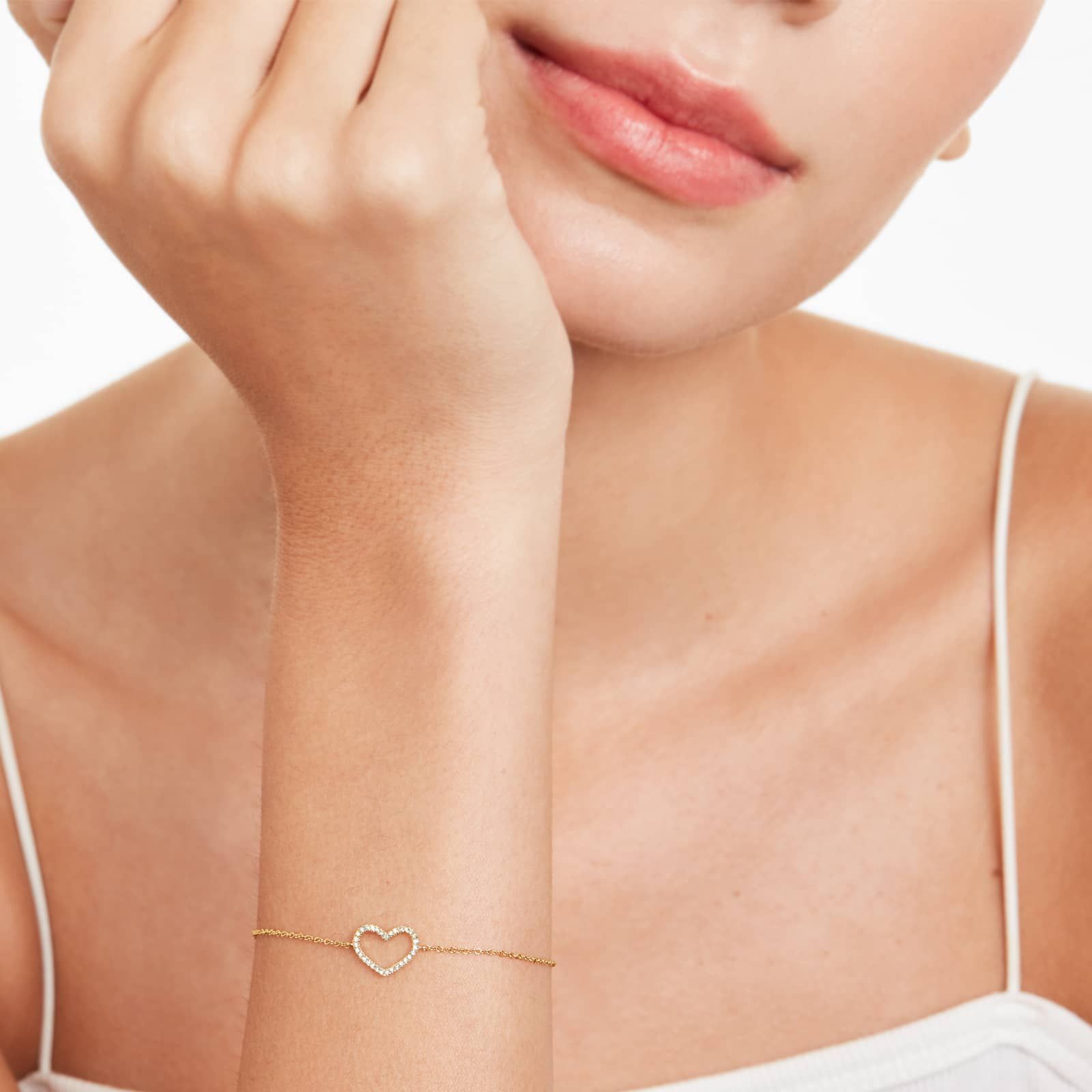 Open Heart And Chain Diamond Bracelet In 14K Yellow Gold