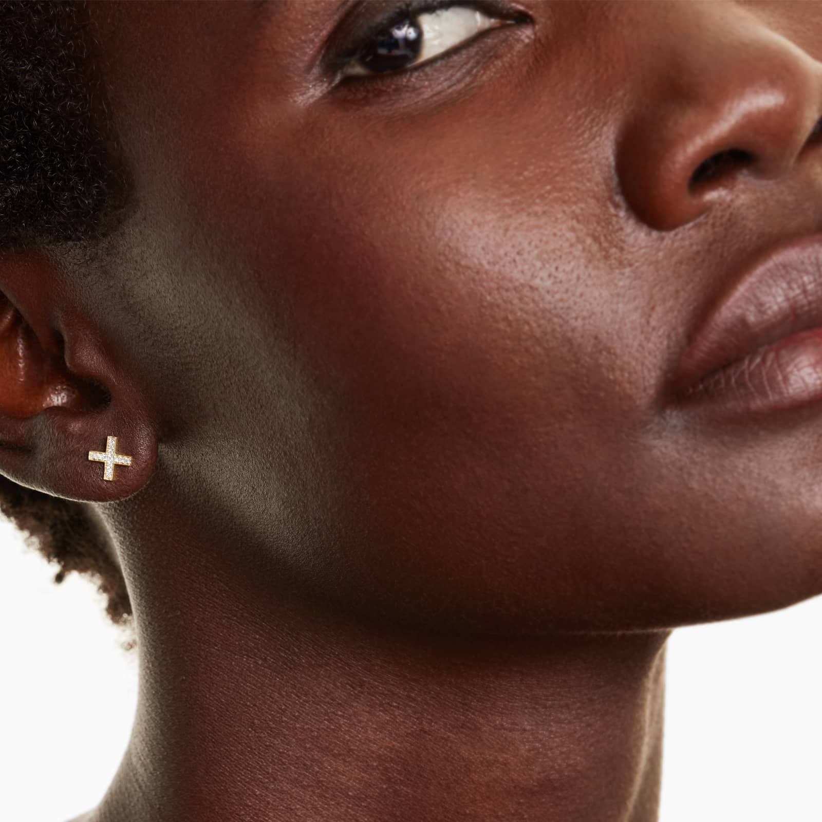 XO Diamond Stud Earrings In 14K Yellow Gold