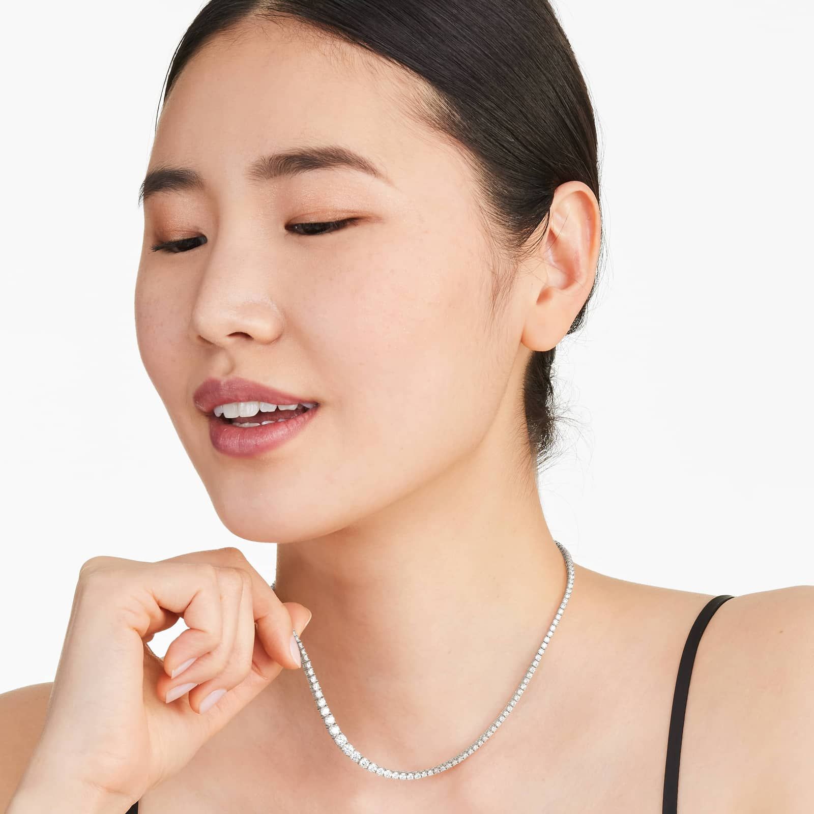 14K White Gold Riviera Tennis Necklace (9.00 CTW)