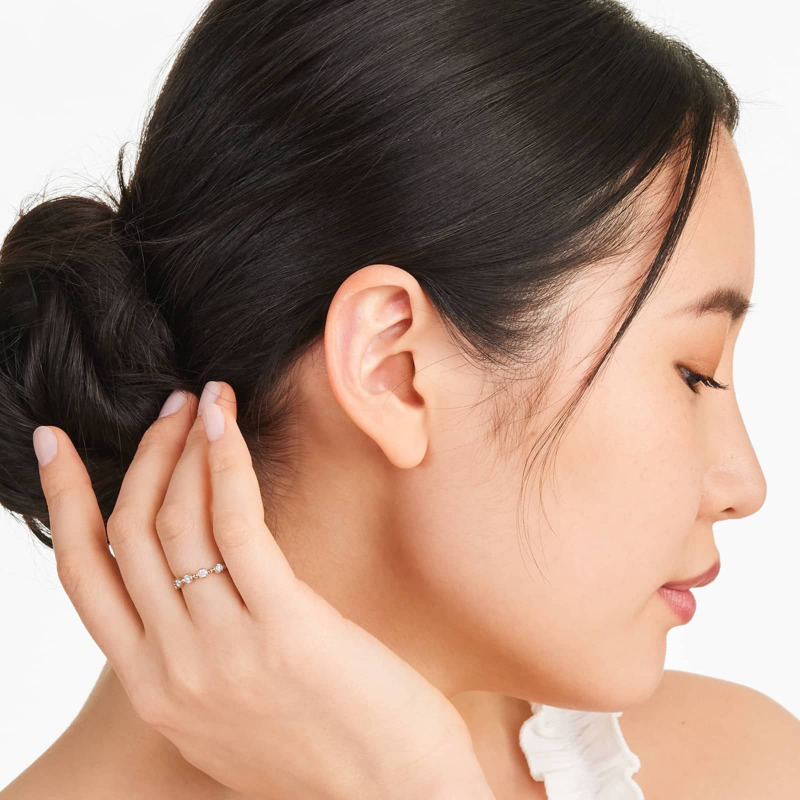 Alternating Bead And Round Bezel Set Diamond Ring In 14K Rose Gold