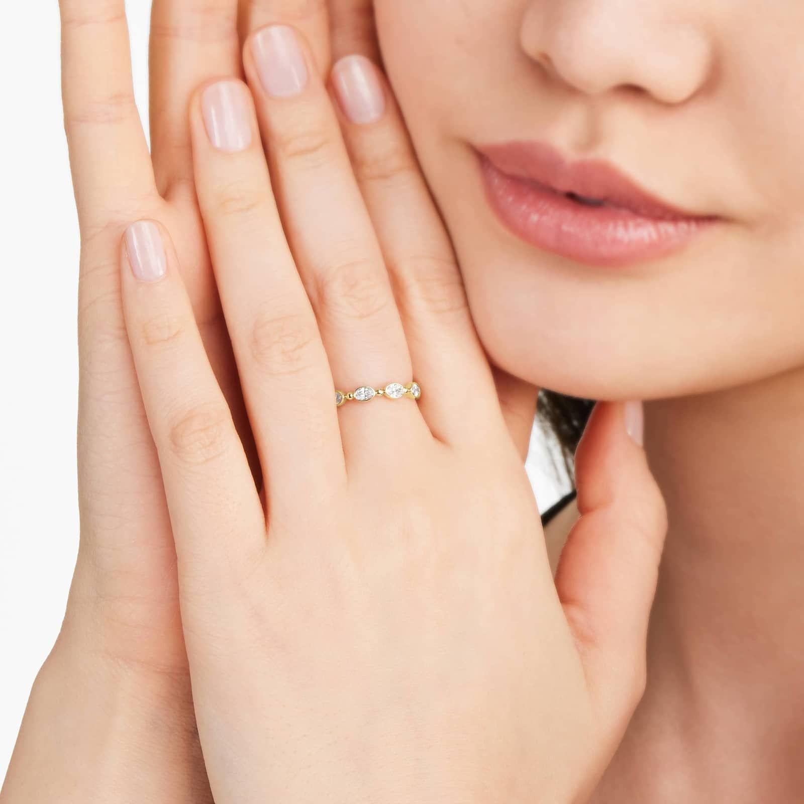 Alternating Bead And Oval Cut Bezel Set Diamond Ring In 14K Yellow Gold