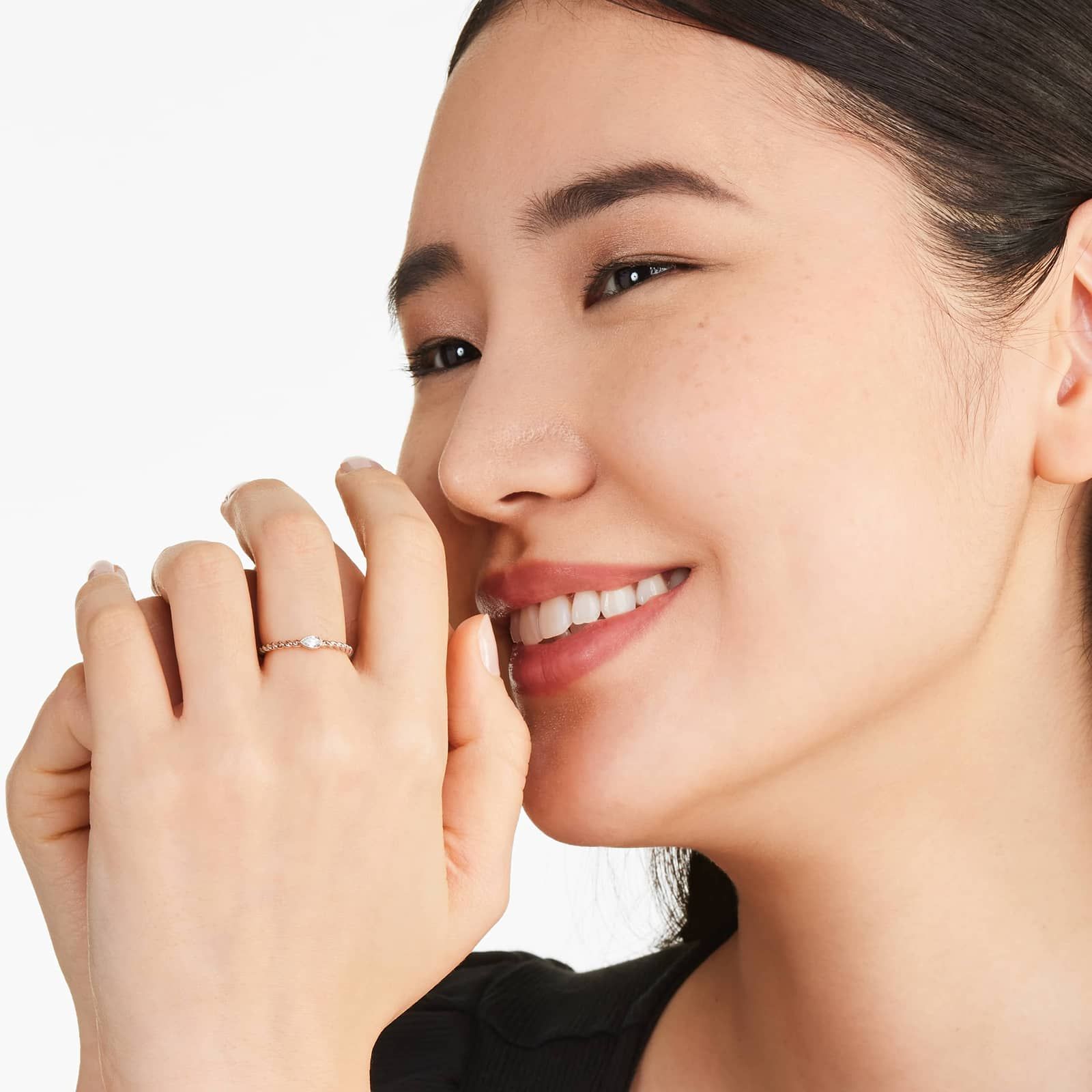 Pear Shape Diamond Solitaire Cable Ring In 14K Rose Gold