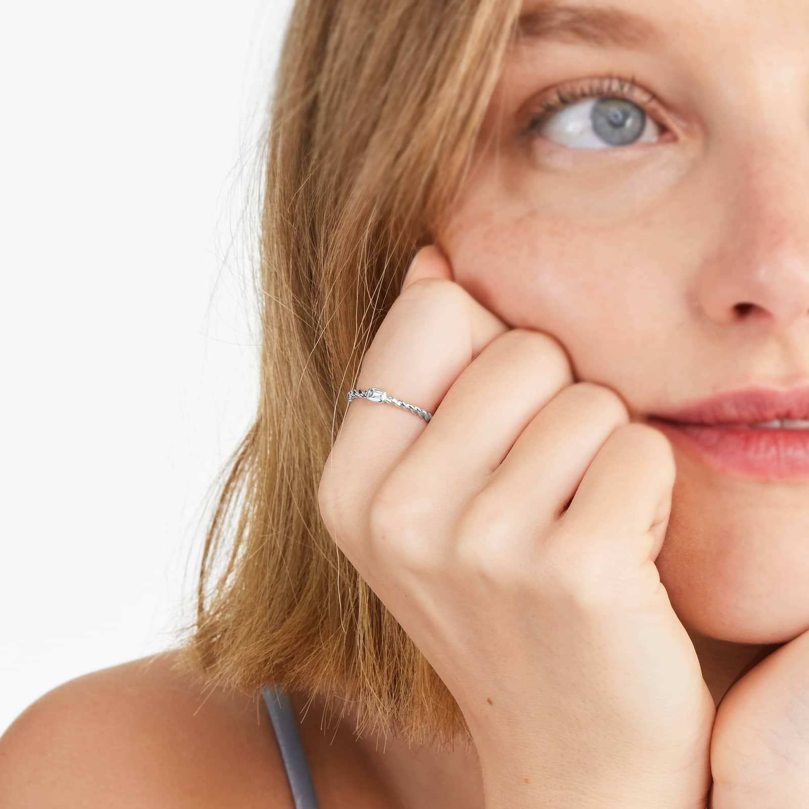 Emerald Cut Diamond Solitaire Cable Ring In 14K White Gold