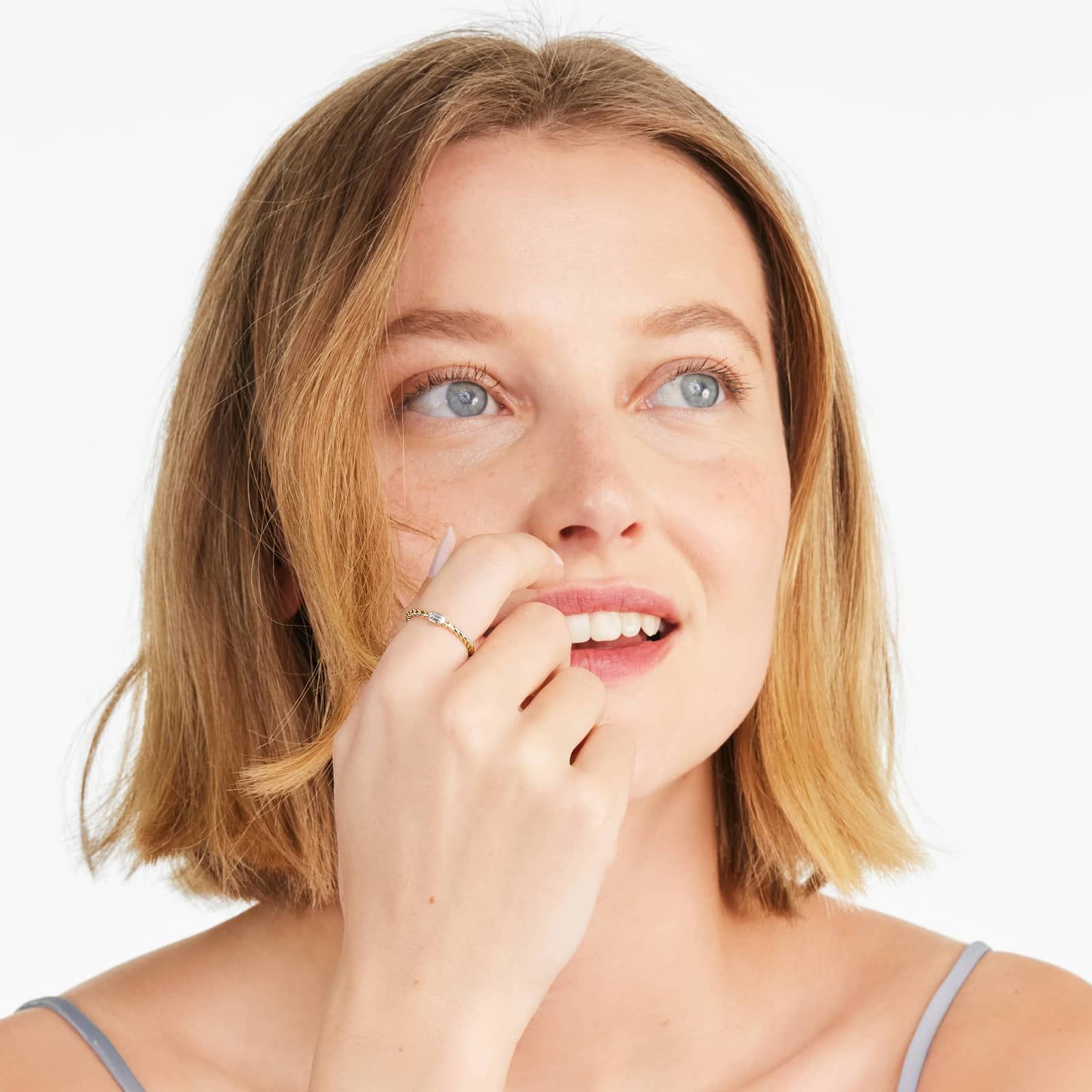 Emerald Cut Diamond Solitaire Cable Ring In 14K Yellow Gold