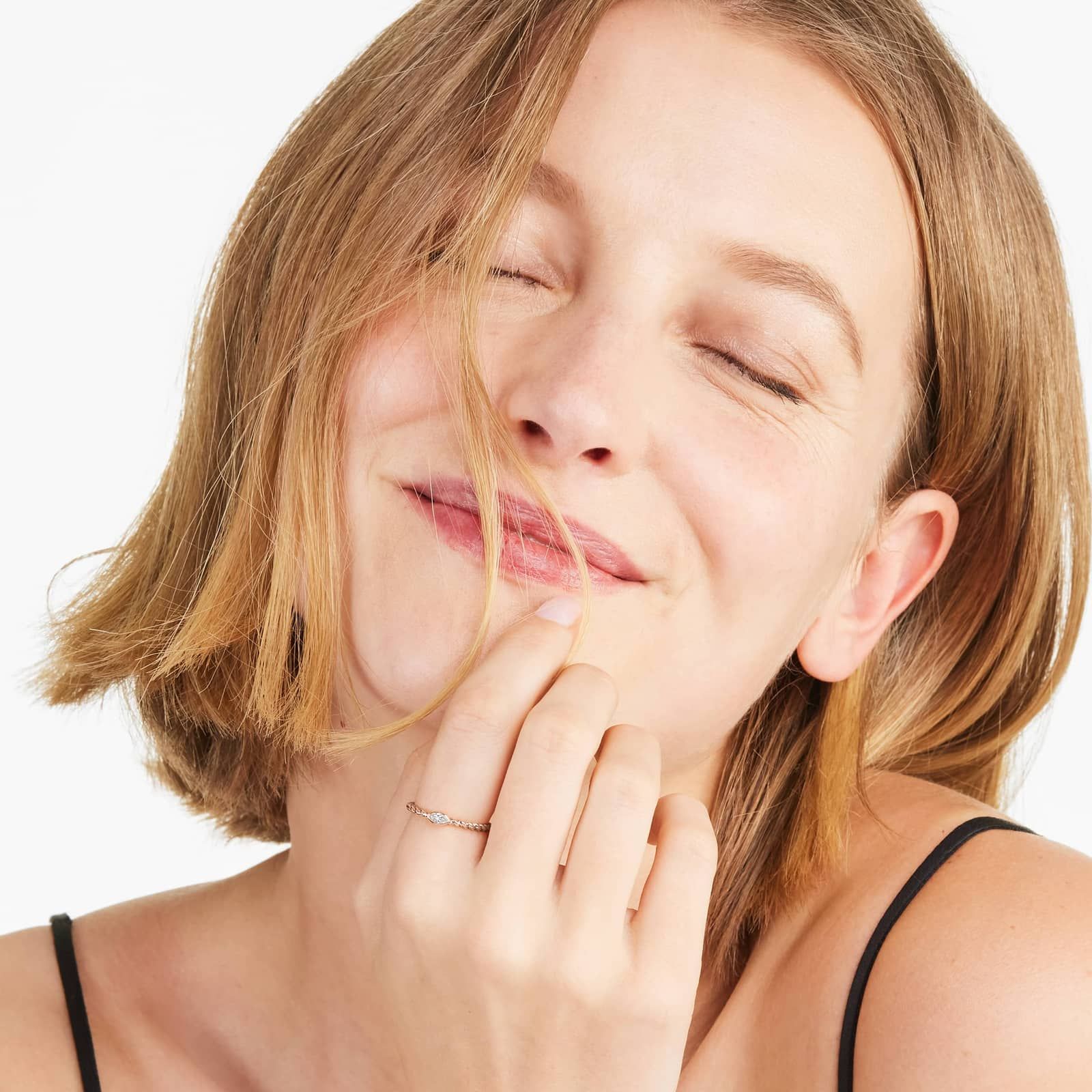 Marquise Cut Diamond Solitaire Cable Ring In 14K Rose Gold