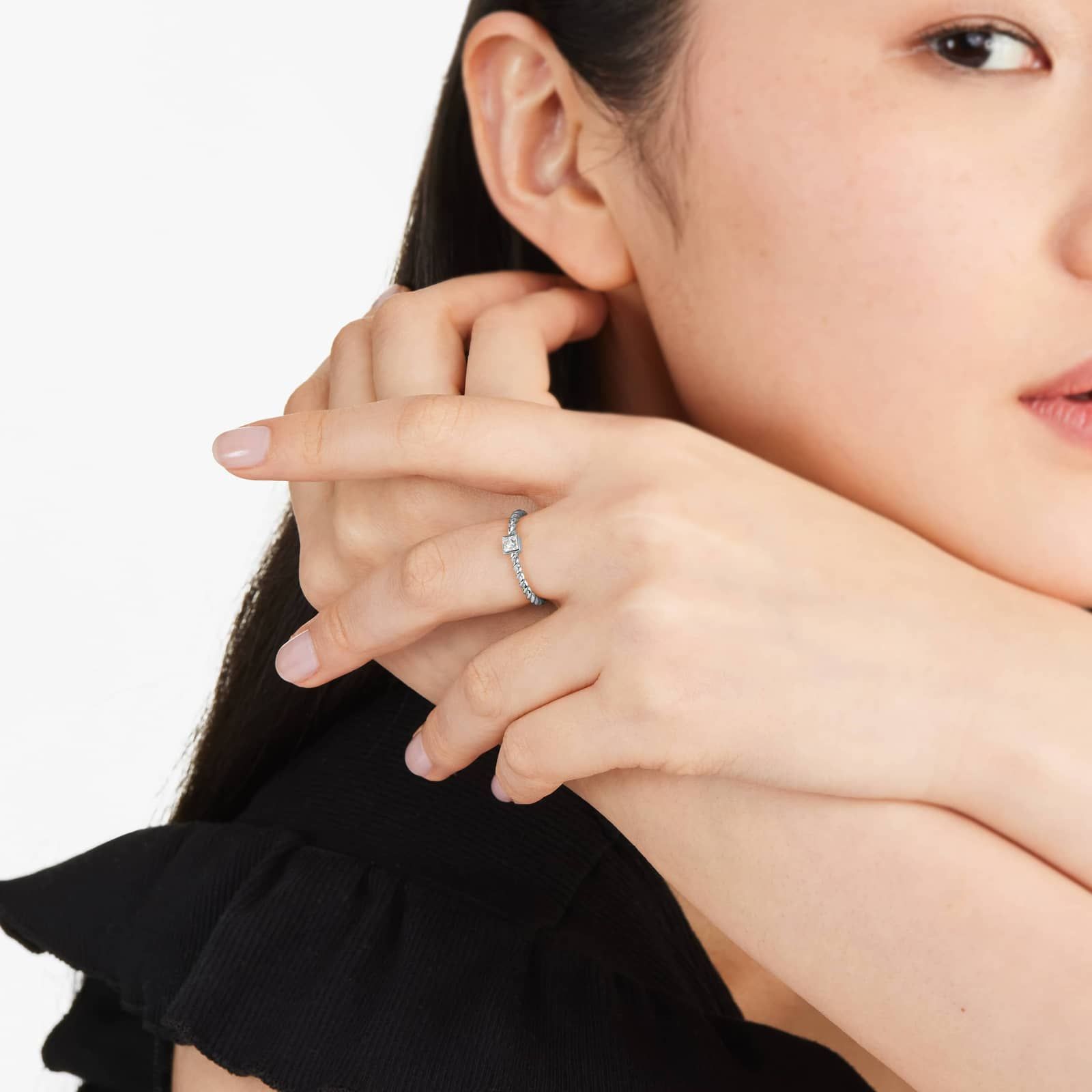 Princess Cut Diamond Solitaire Cable Ring In 14K White Gold