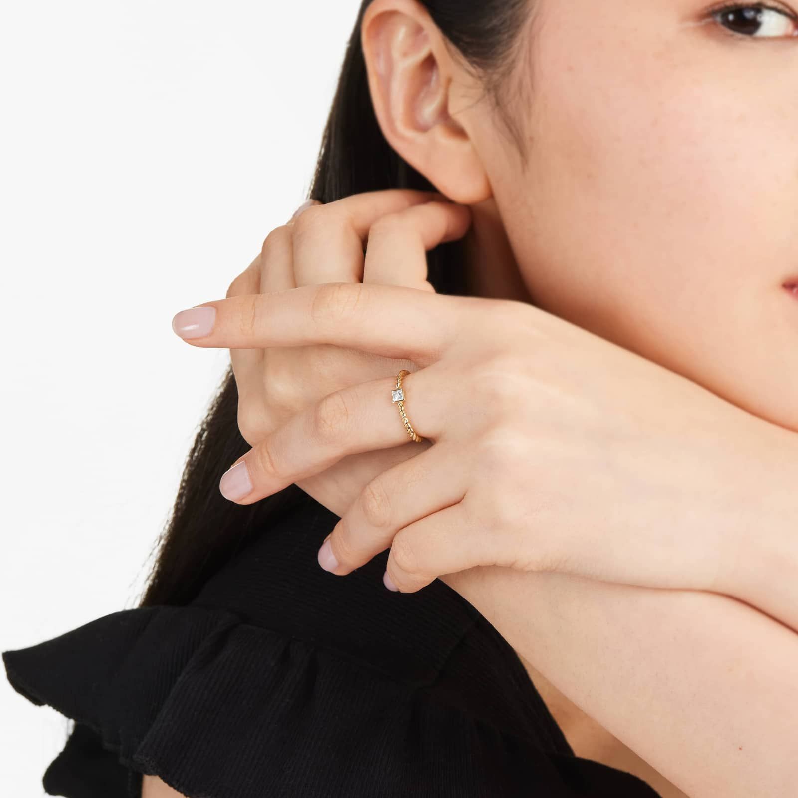 Princess Cut Diamond Solitaire Cable Ring In 14K Yellow Gold