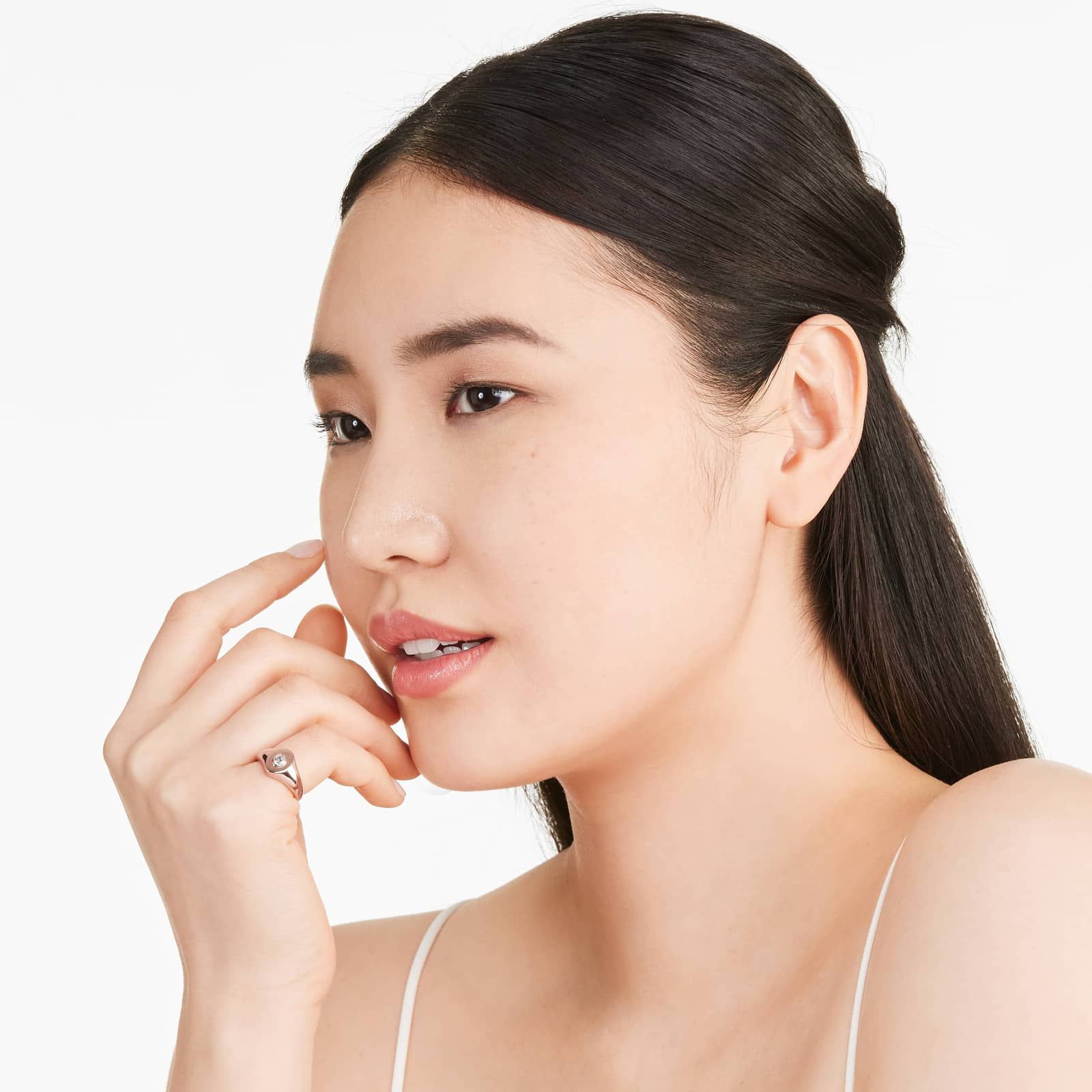 Oval Cut Diamond Signet Ring In 14K Rose Gold