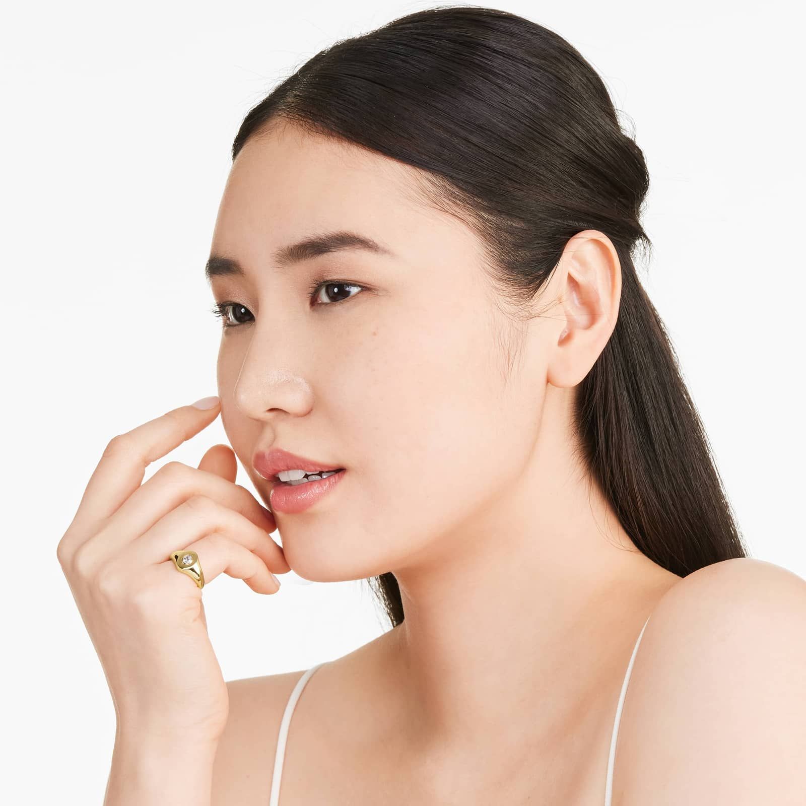 Oval Cut Diamond Signet Ring In 14K Yellow Gold