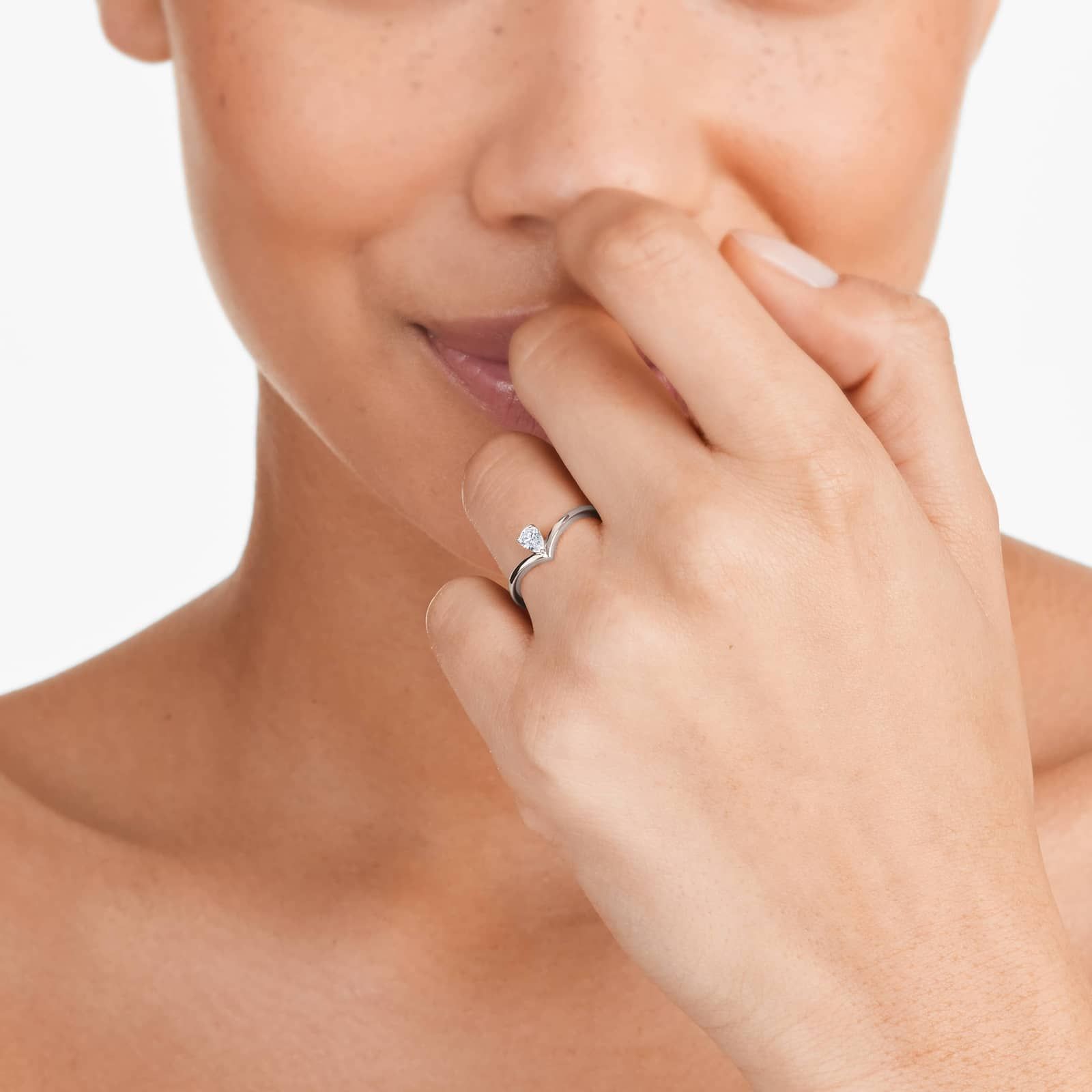 Pear Shape Diamond Pinnacle Ring In 14K White Gold