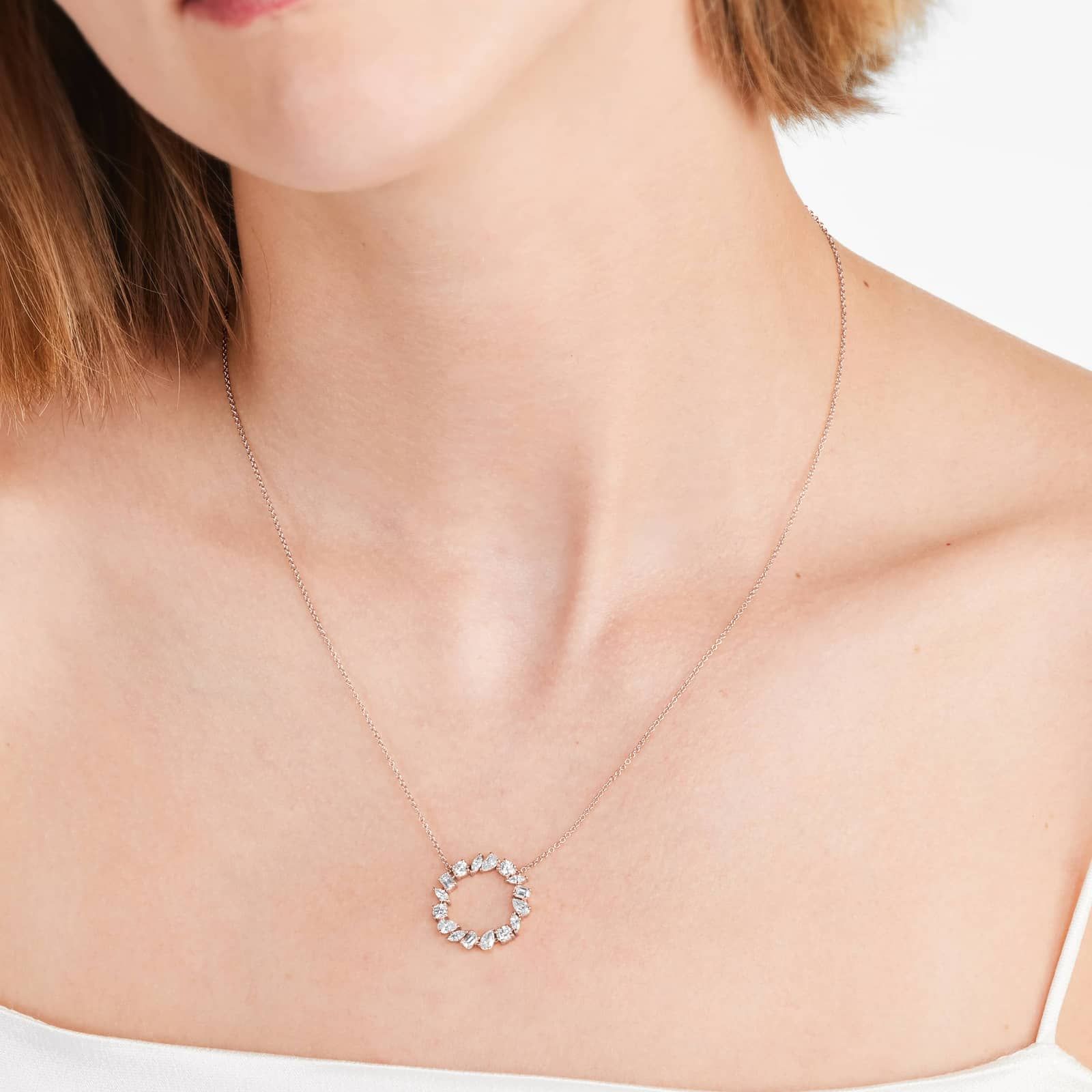 Mixed Diamond Circle Necklace In 14K Rose Gold