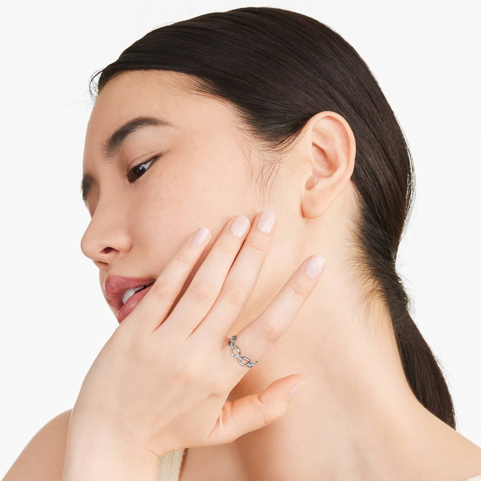 Oval Link Dash Diamond Ring In 14K White Gold