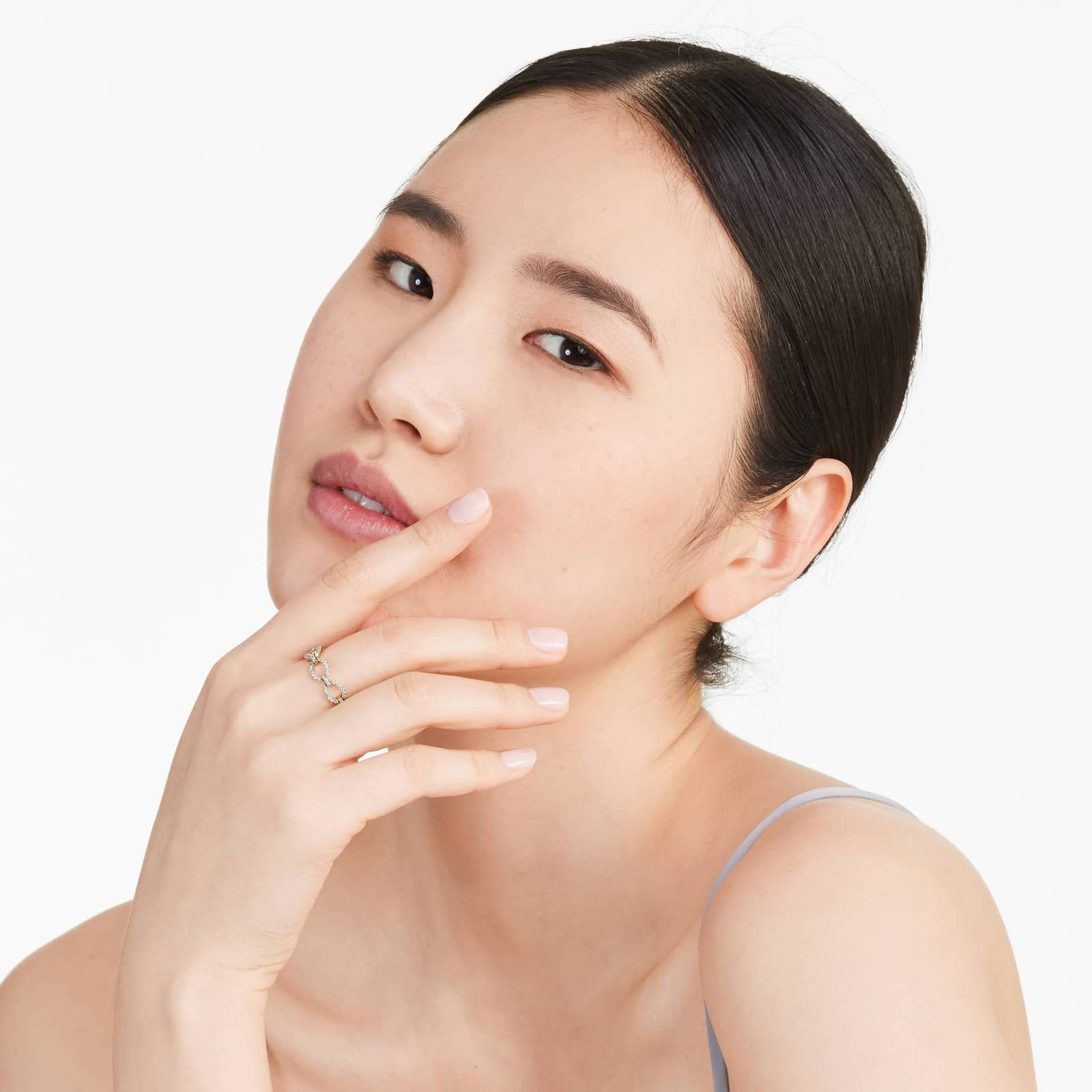 Diamond Chain Ring In 14K Yellow Gold