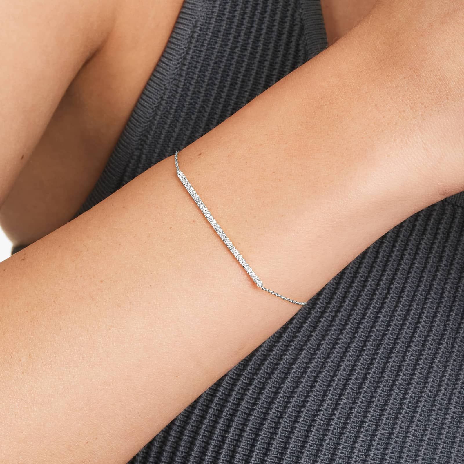 Bar Diamond Bracelet In 14K White Gold