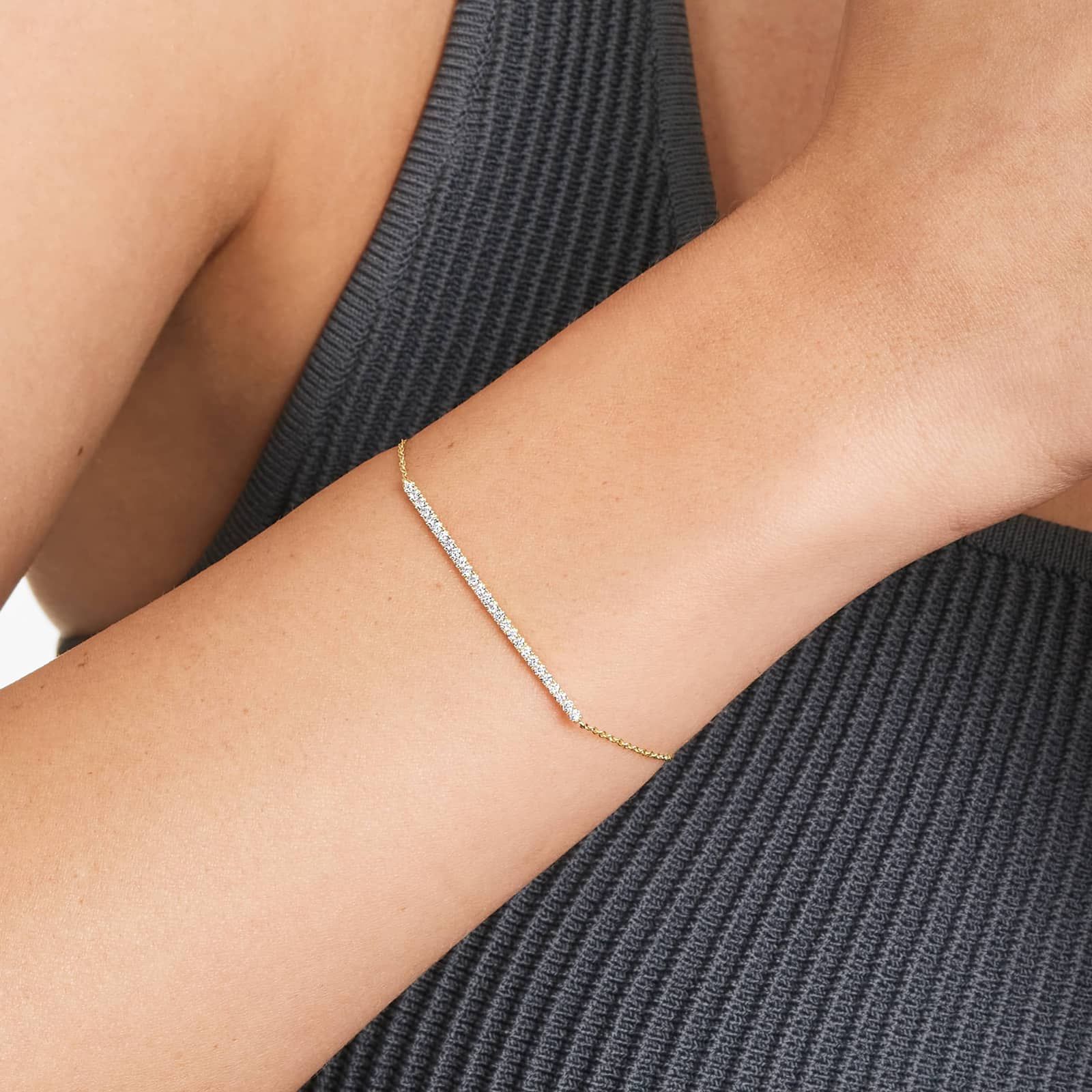 Bar Diamond Bracelet In 14K Yellow Gold