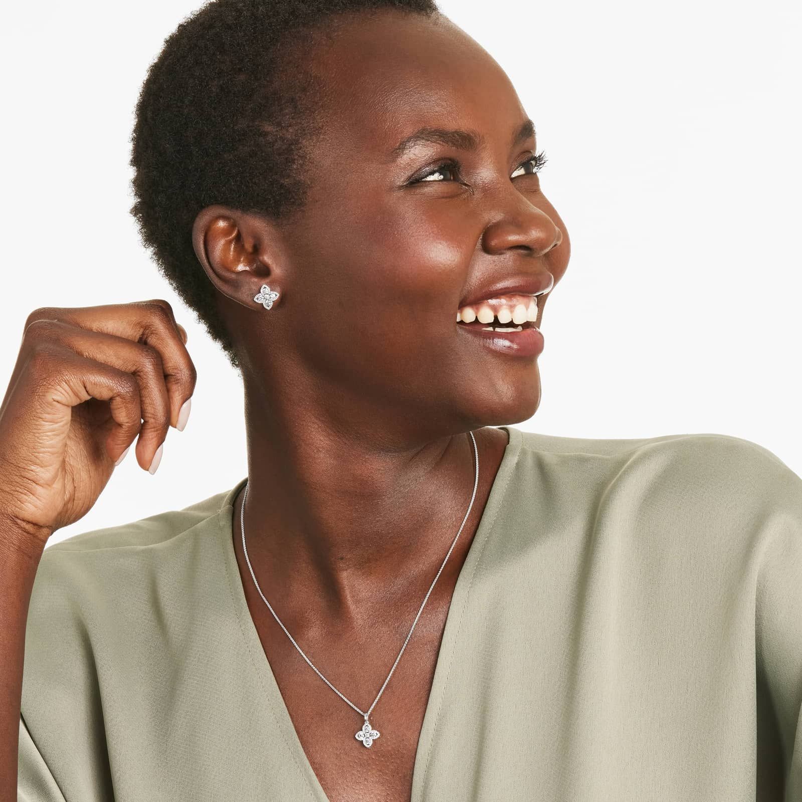 Magnolia Diamond Pendant In 14K White Gold