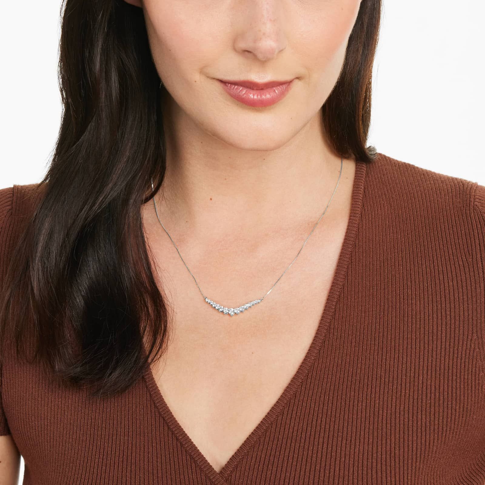 Graduating Lab-Grown Diamond Curved Necklace In 14K White Gold