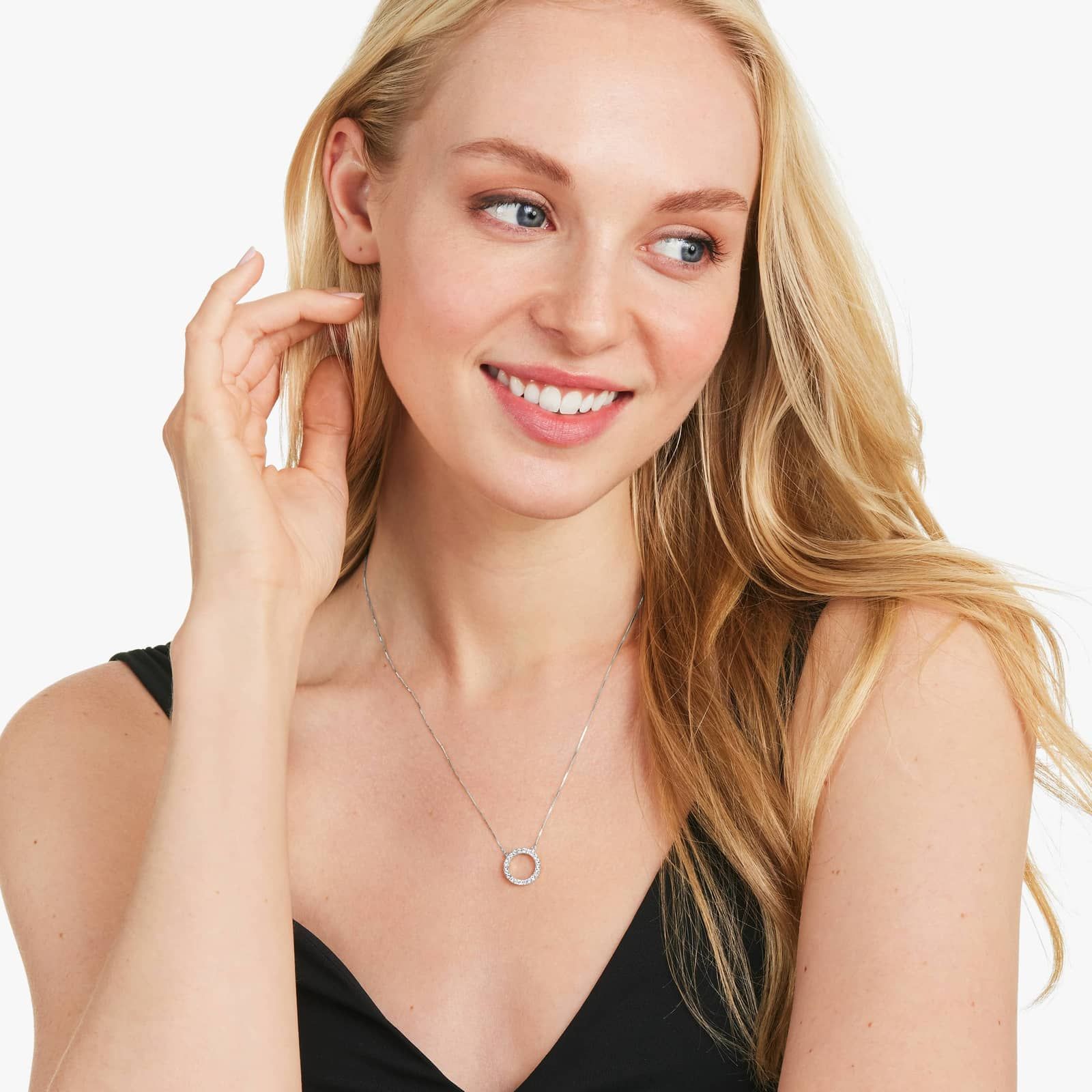 Lab-Grown Diamond Open Circle Pendant Necklace In 14K White Gold